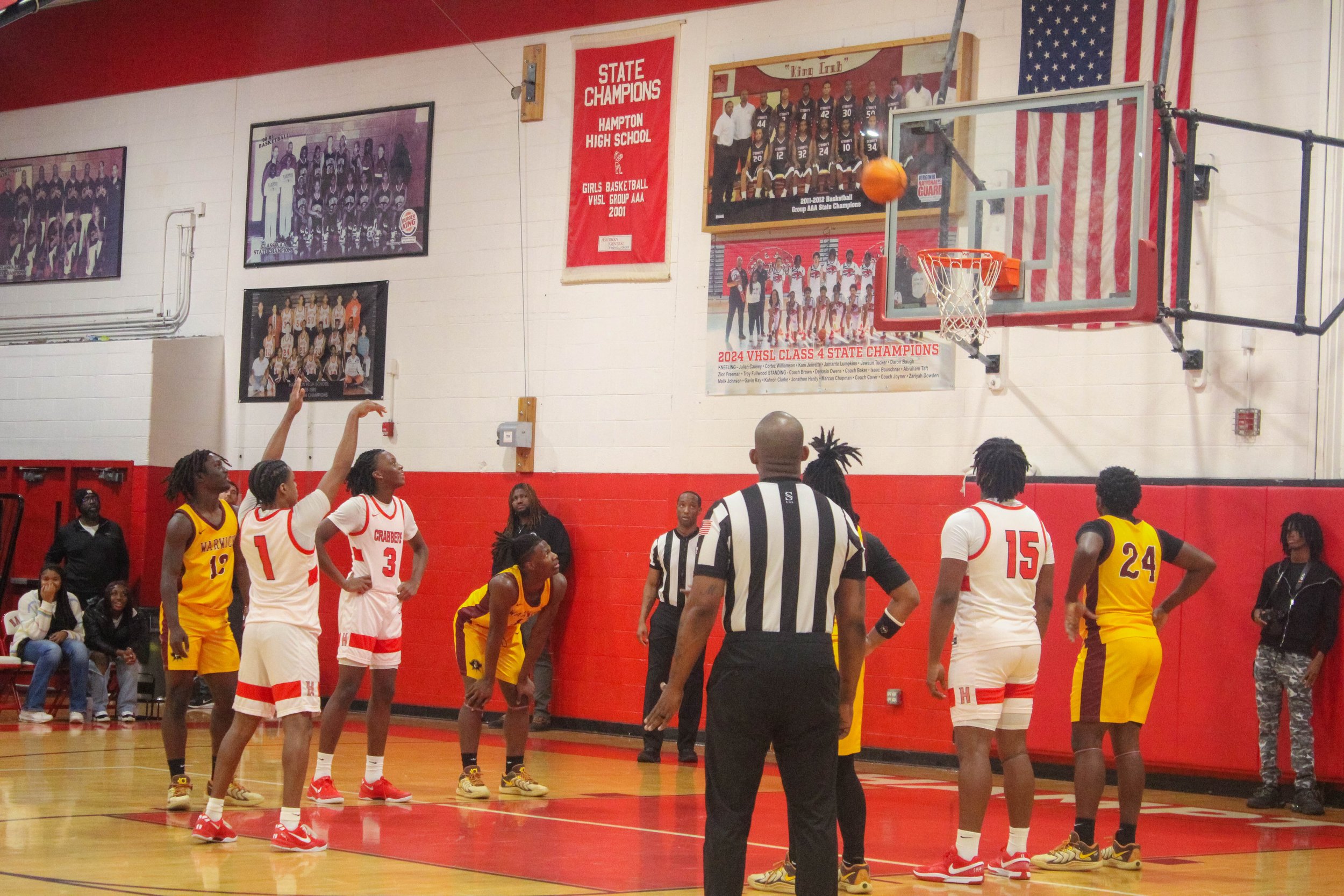 HHS v WHS Varsity MBB 1.9.25-175.jpg