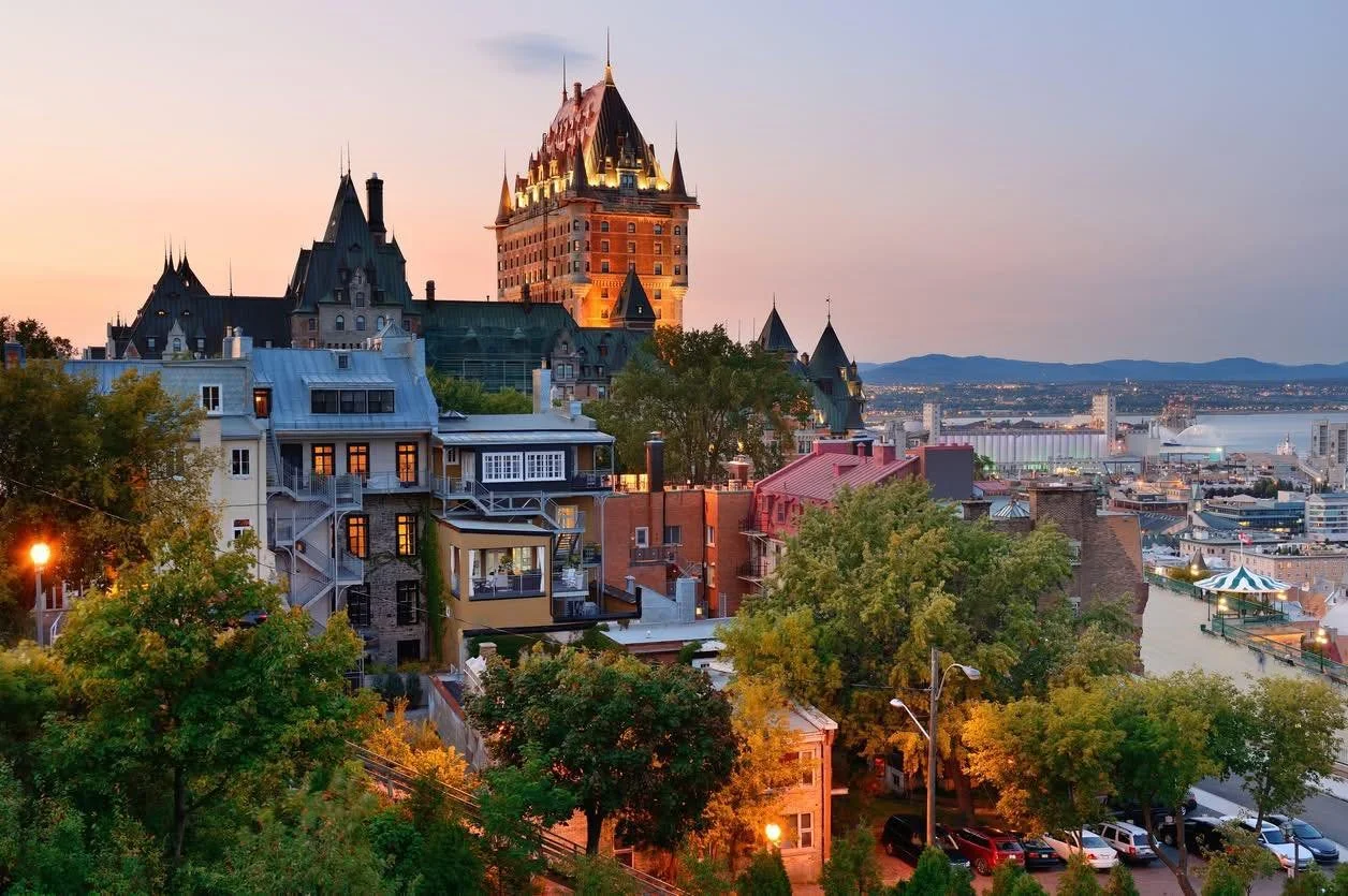 🍁✨ HEAD THROUGH THE CORRIDOR OF CANADA! ☀️🏞️🍂🏙️

Discover the very best of Eastern Canada on this incredible 12-night multi-city adventure &mdash; combining culture, scenery, and iconic experiences, all with seamless travel included 🇨🇦✈️🚆

🌆 