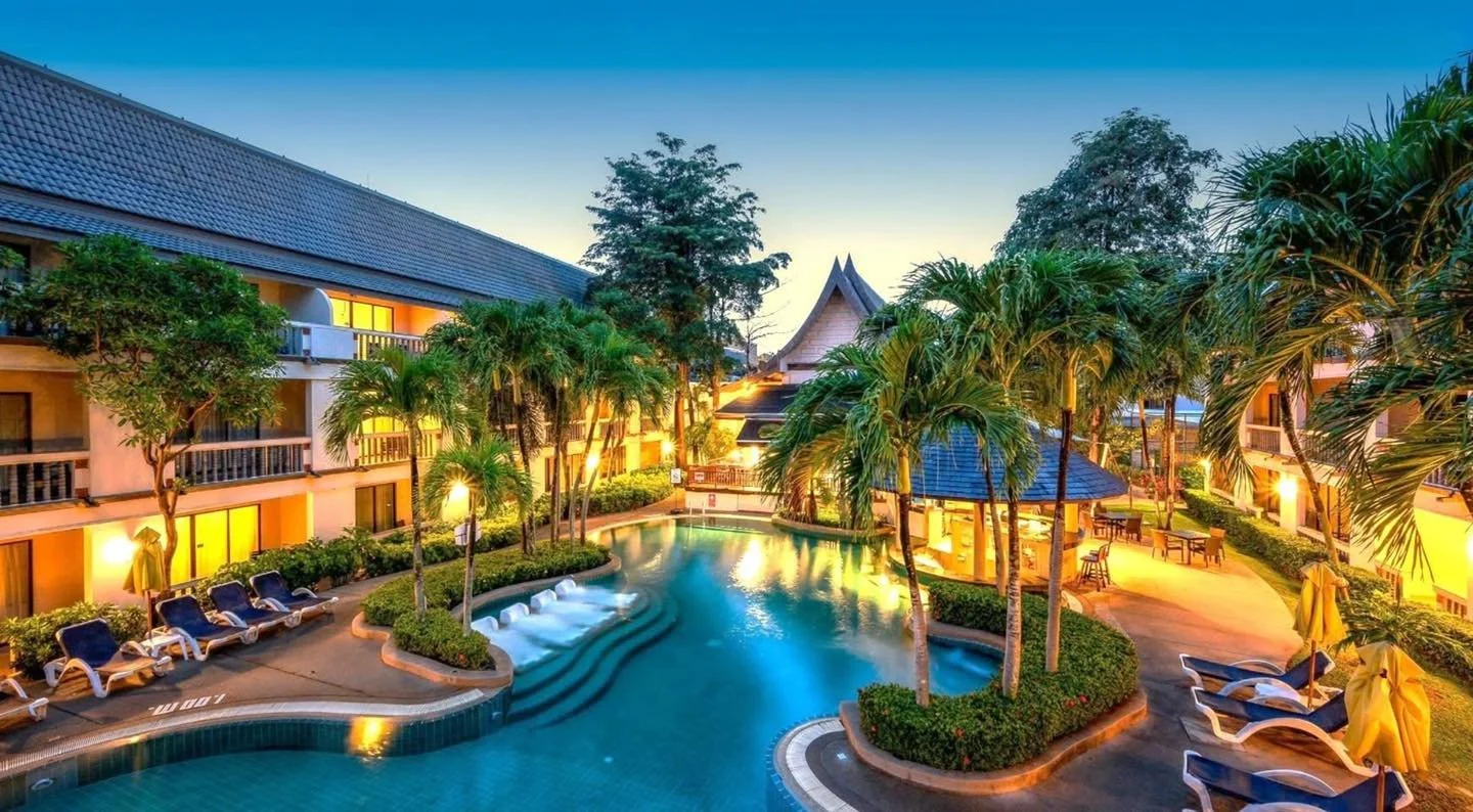 🇹🇭☀️ Swap the autumn chill for Phuket sunshine with this tempting Thailand escape from just &pound;799pp ☀️🇹🇭 
4 Centara Kata Resort Phuket Hotel*

Dreaming of sunshine, pool access, and a relaxing escape to Thailand? This fantastic Phuket offer 