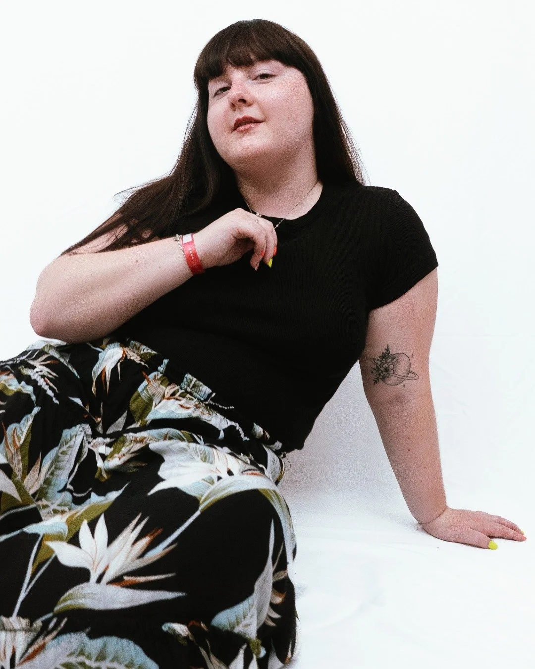 𝐒𝐓𝐔𝐃𝐈𝐎 🤍🖤 @15_laurine 

Retour en images sur cette magnifique s&eacute;ance studio r&eacute;alis&eacute;e avec Laurine en juillet ✨
Deux looks, deux ambiances, et un rendu en noir &amp; blanc qui fait toute la diff&eacute;rence !

📷 Sony A7 