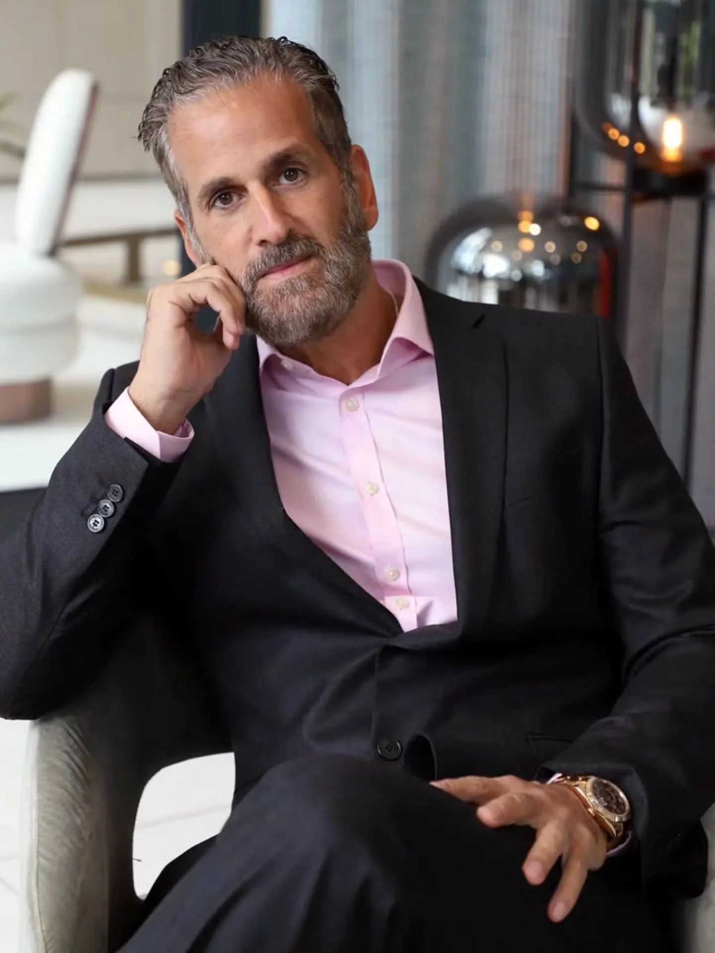 📸✨ Miami Realtor Glow-Up Time!
Your headshot is your first showing &mdash; let&rsquo;s make it unforgettable. Whether you&rsquo;re closing deals in Brickell or listing luxury in Sunny Isles, a fresh, modern photo can level up your entire brand.

🔥 