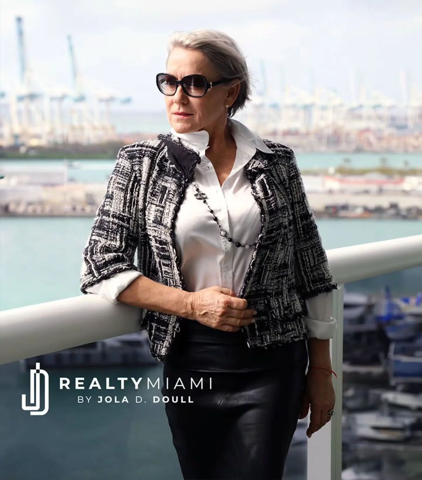 ✨ Elevate your brand with a professional headshot! In Miami&rsquo;s competitive real estate market, your image is the first impression clients see. A polished, modern photo shows confidence, trust, and professionalism&mdash;helping you stand out and 