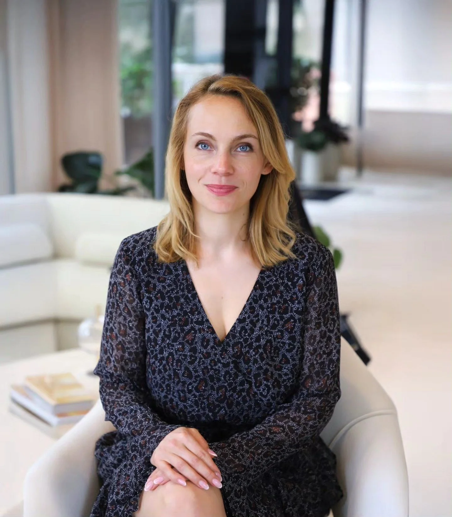 📸 Miami Realtors &ndash; Your Headshot = Your First Impression!
Stand out in the competitive South Florida market with a fresh, professional headshot that captures your confidence, personality, and professionalism.

🌴 Whether it&rsquo;s for your we