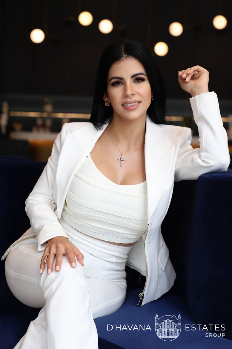 NATALIA LORENZO