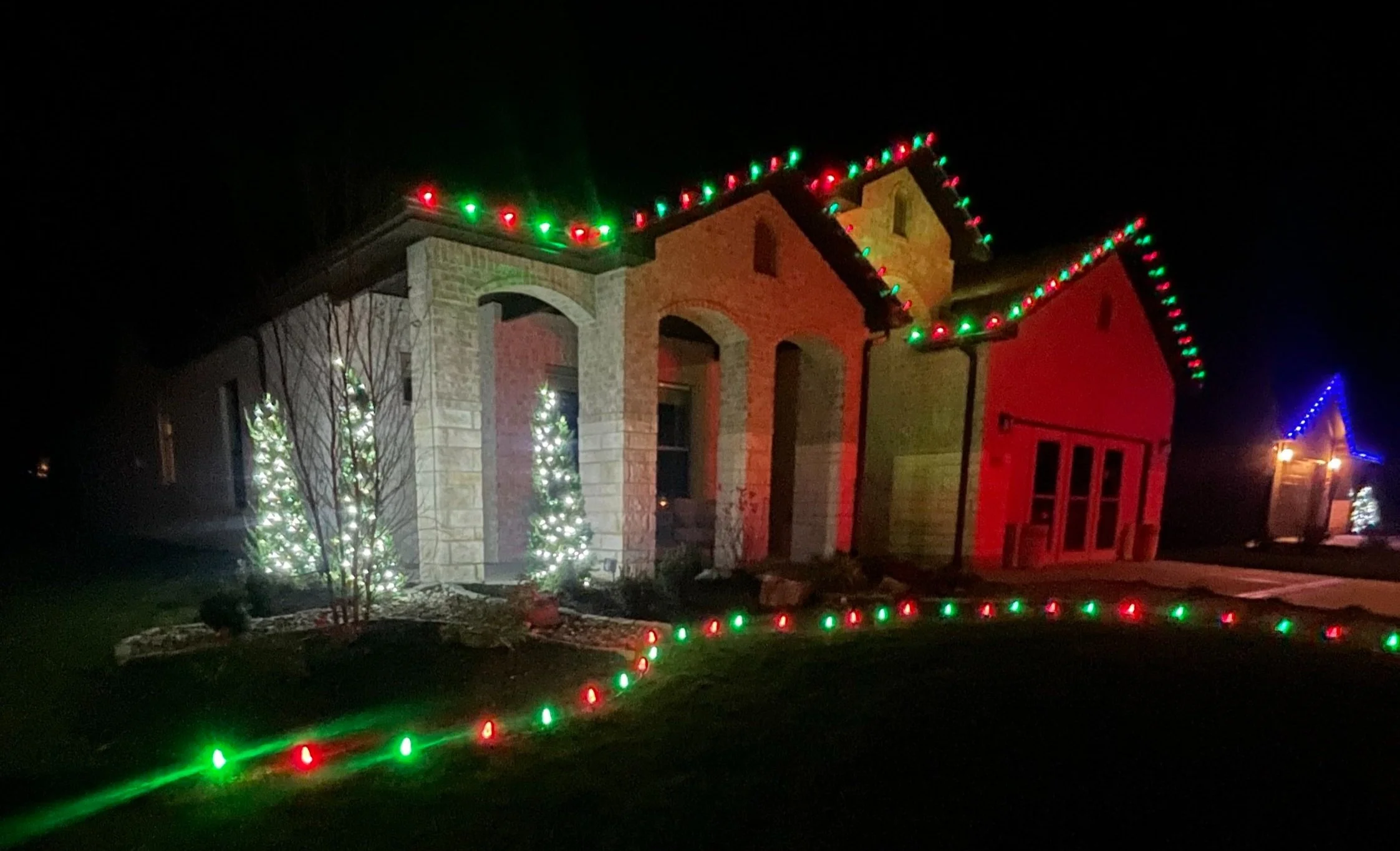 Christmas light installation in leawood Kansas
