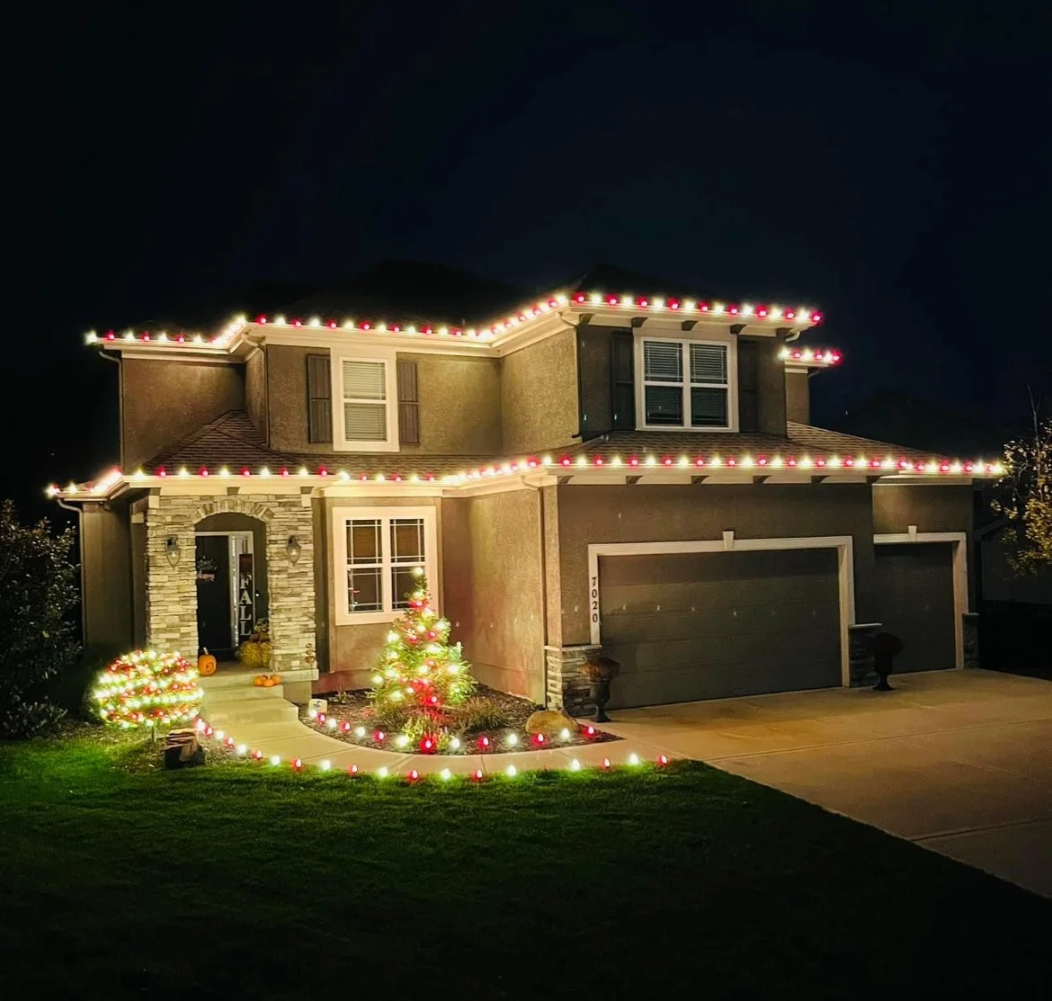 Christmas Light Display in Kansas City metro area with walkway lights and bush lights
