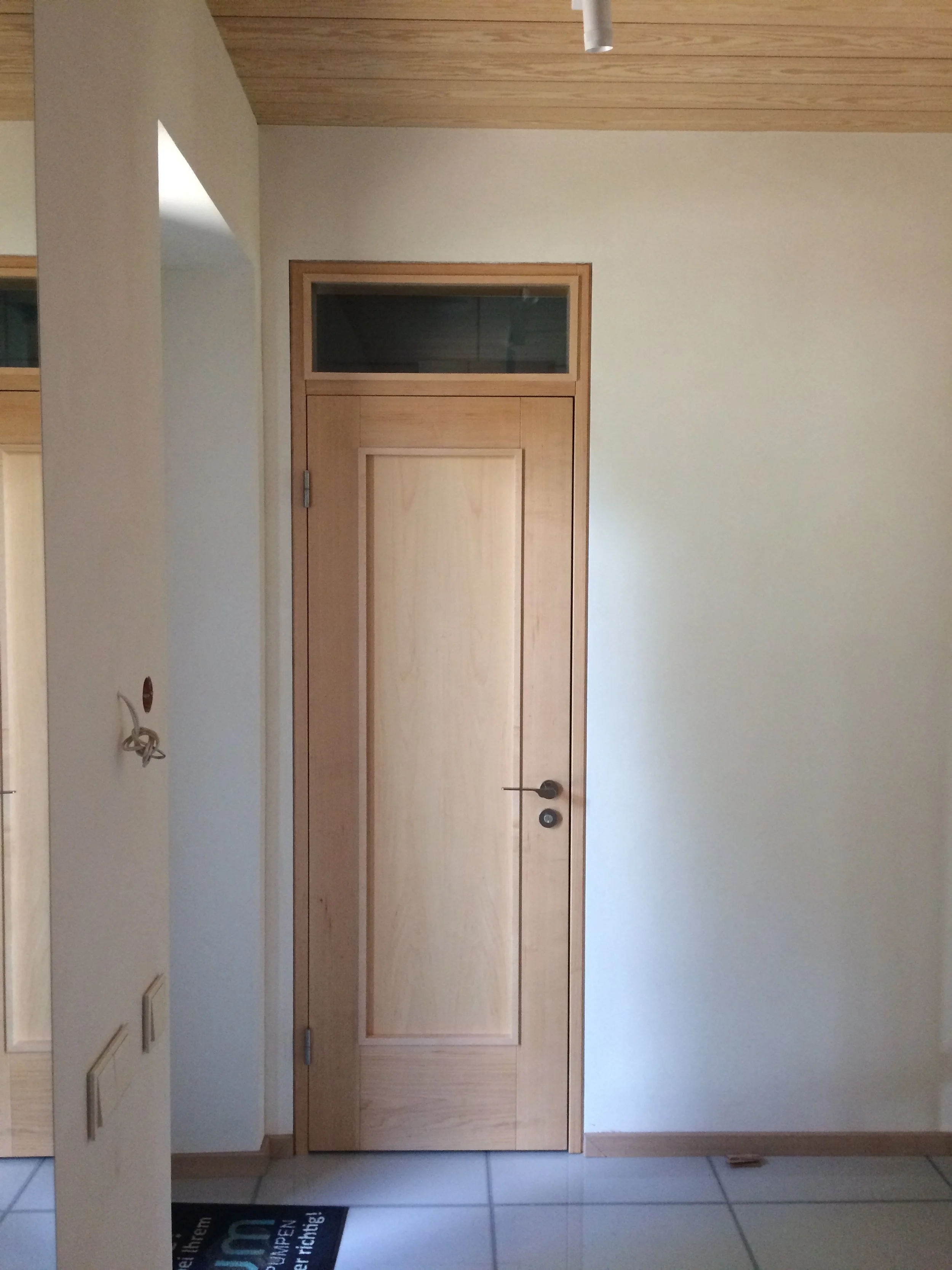 Savrupmaja M_durvis_2.JPG