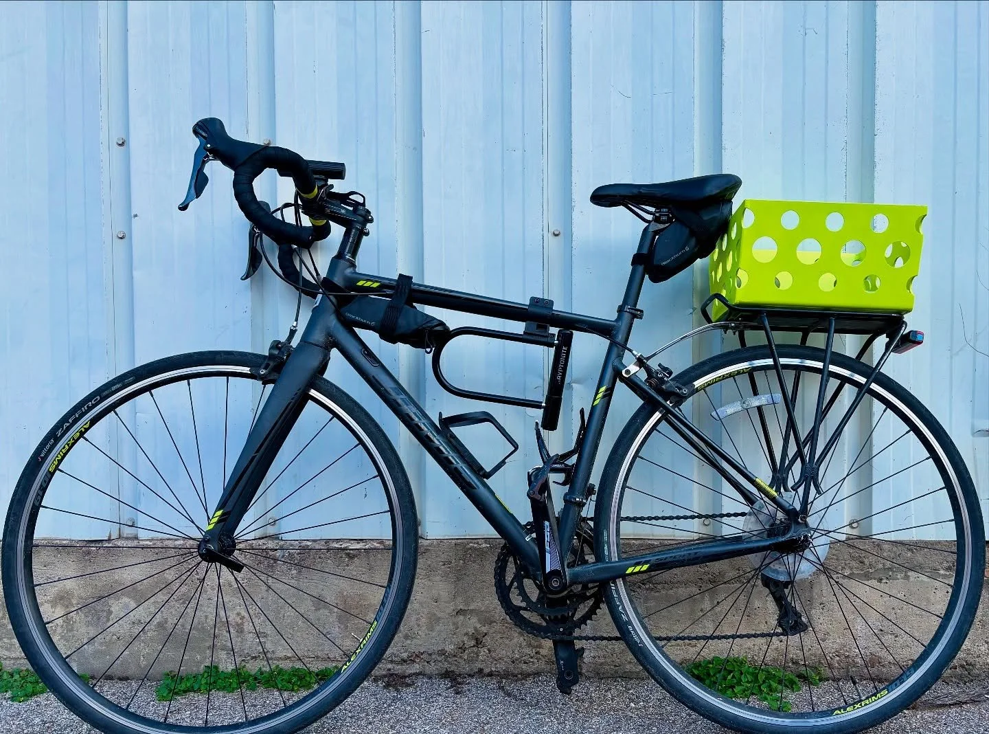 New bike basket: done in a weekend&hellip; several weekends ago. Not as lightweight as I wanted, but it&rsquo;s pretty and functional (my favorite). I did #aluminumfabrication and #neonyellowpowdercoating