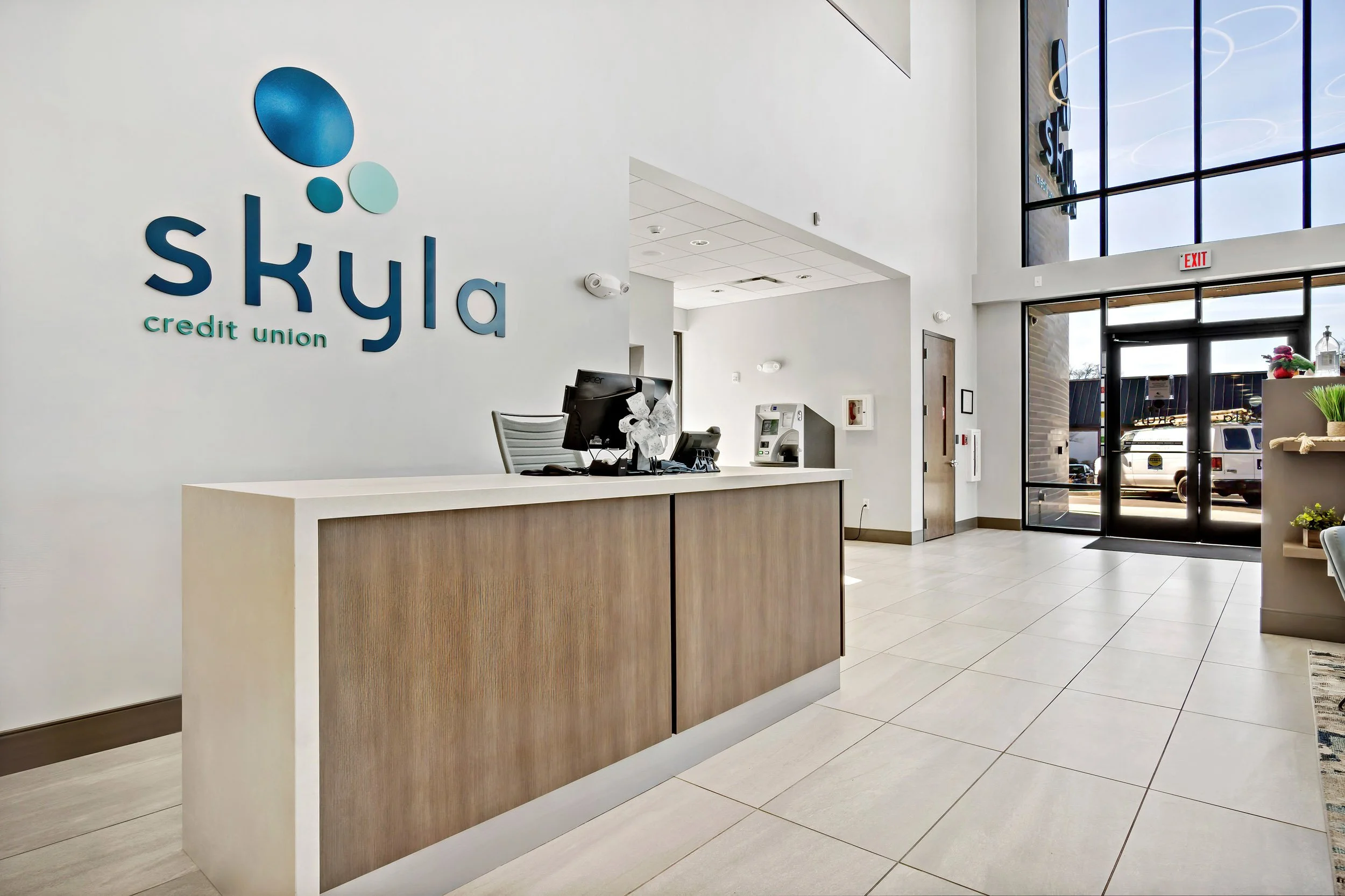 02-SkylaBank_003.jpg