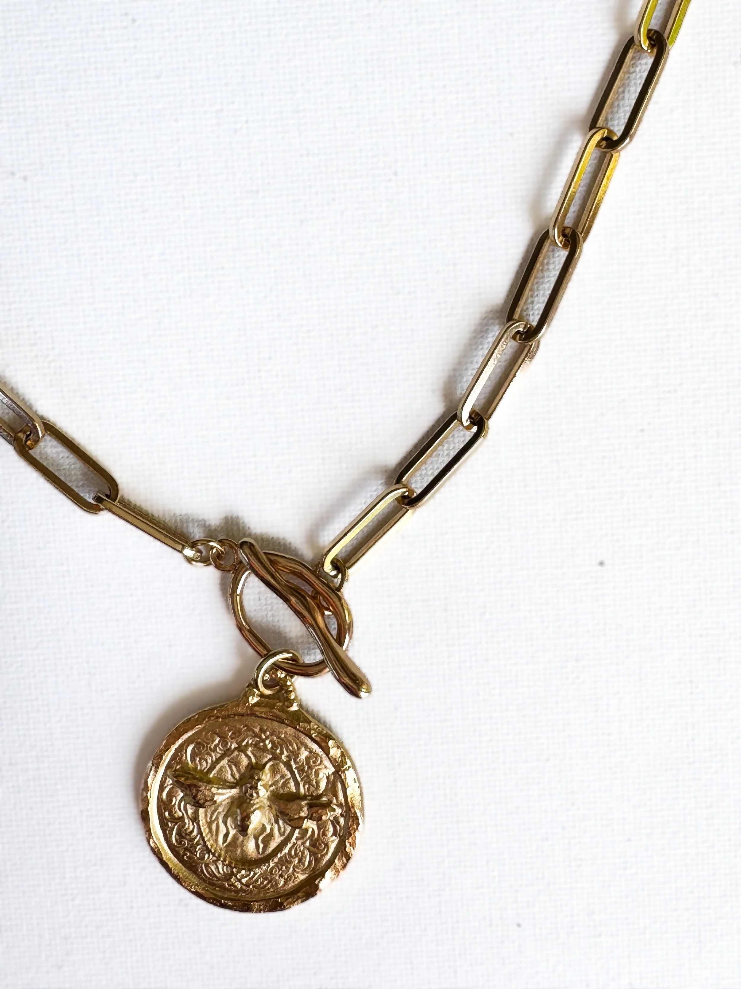 THE QUEEN S HIVE-13.jpg