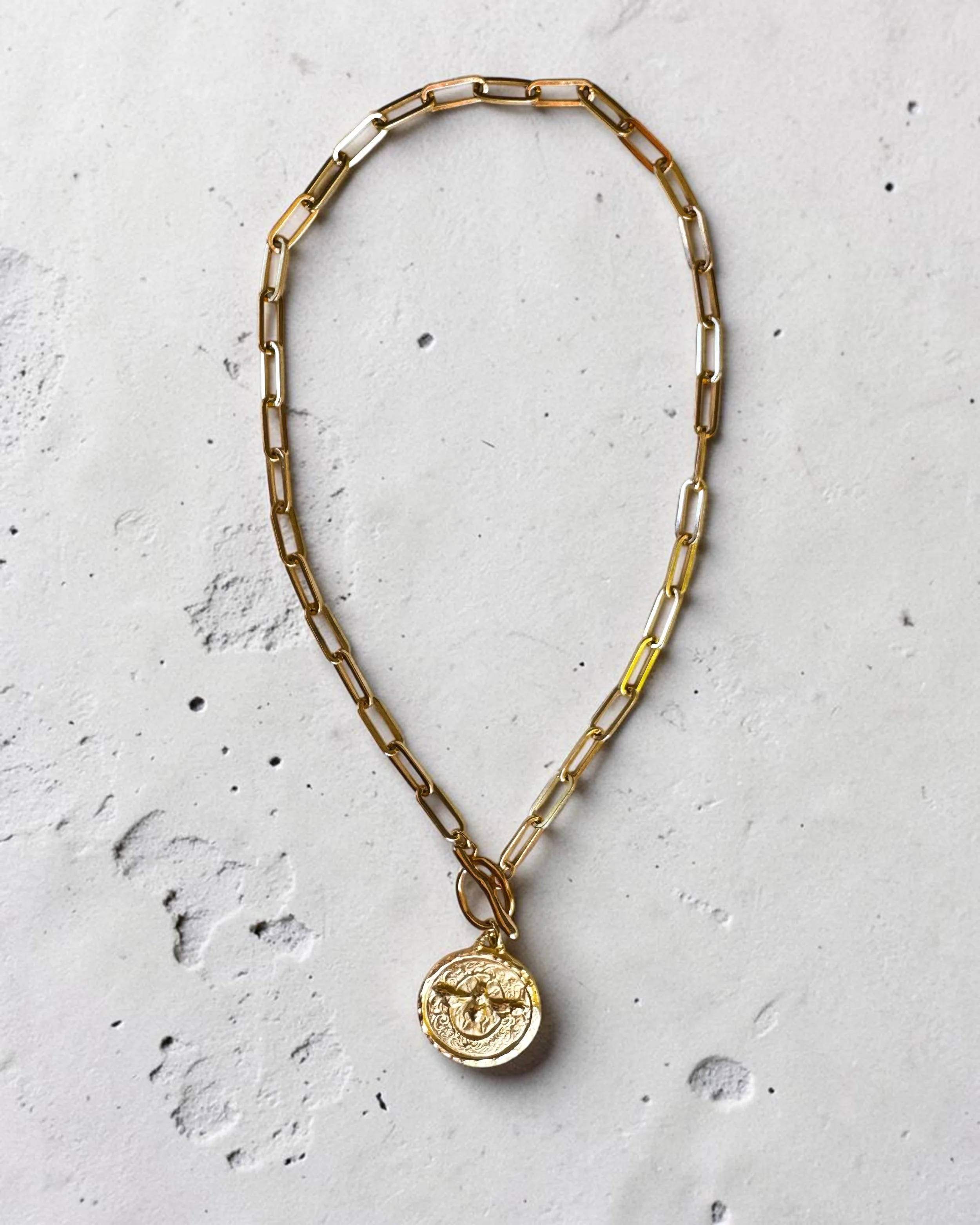 THE QUEEN S HIVE-THE HIVE.jpg