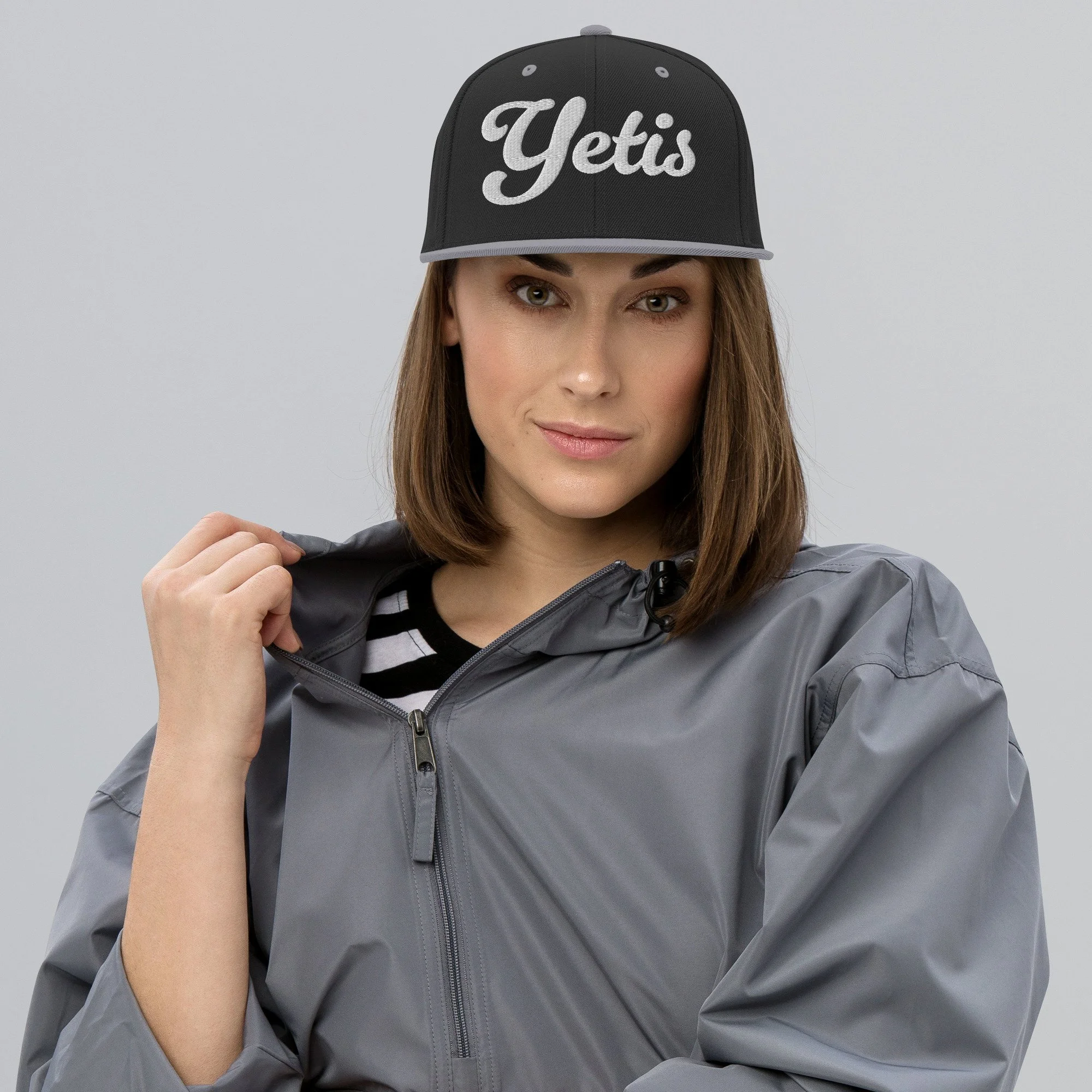 classic-snapback-black-silver-front-689b4f341fa6c.jpg