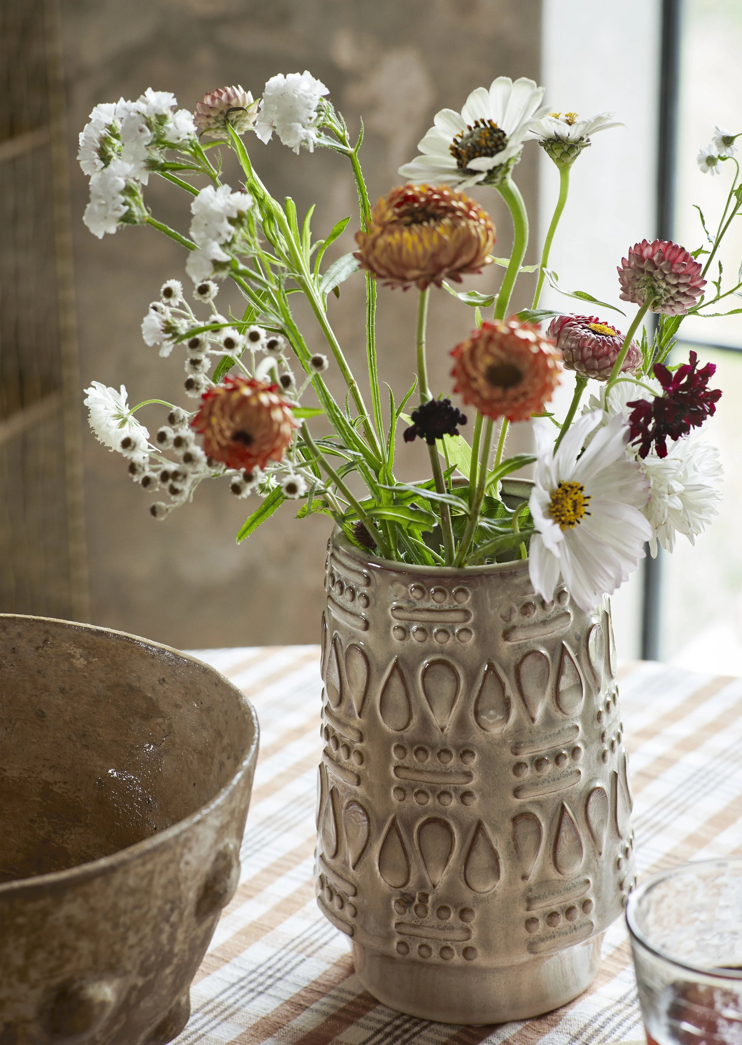 Stoneware patterned vase