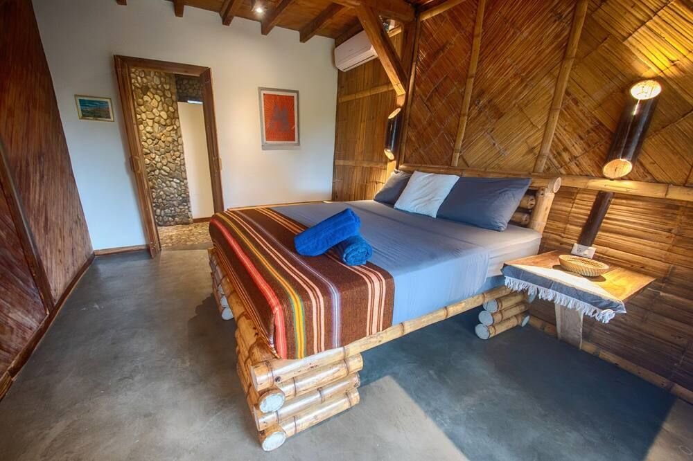 bedroom2.jpg