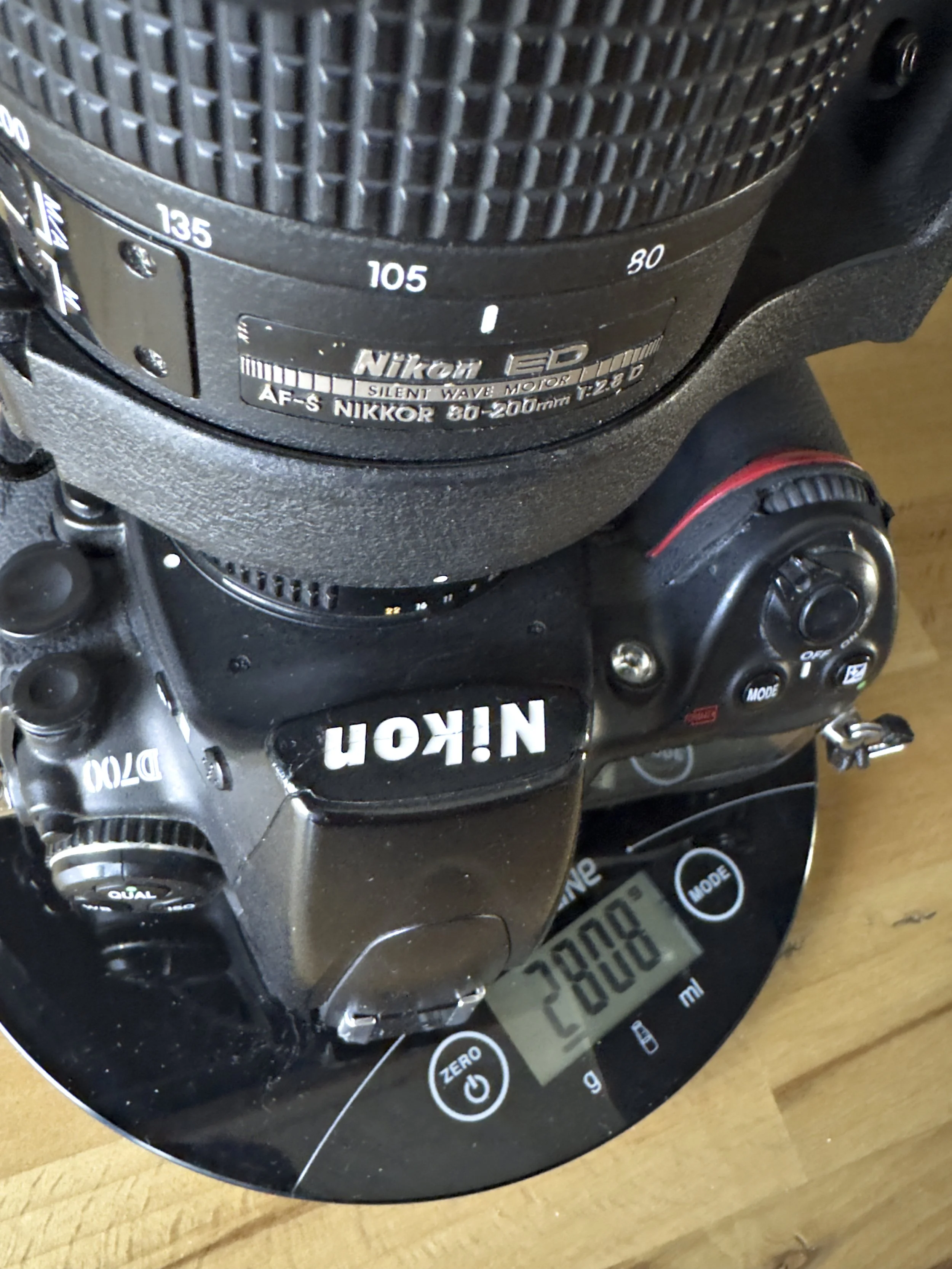 2808 Grammes contre 330