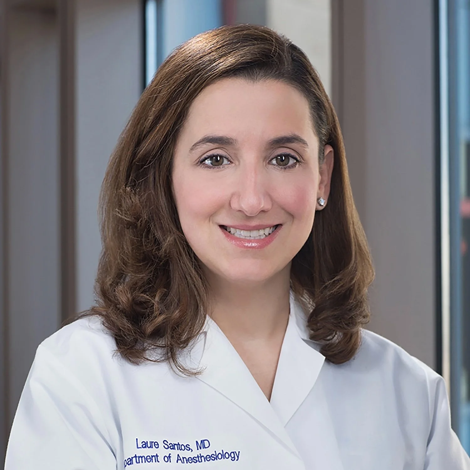 Laura Santos Pavía, MD