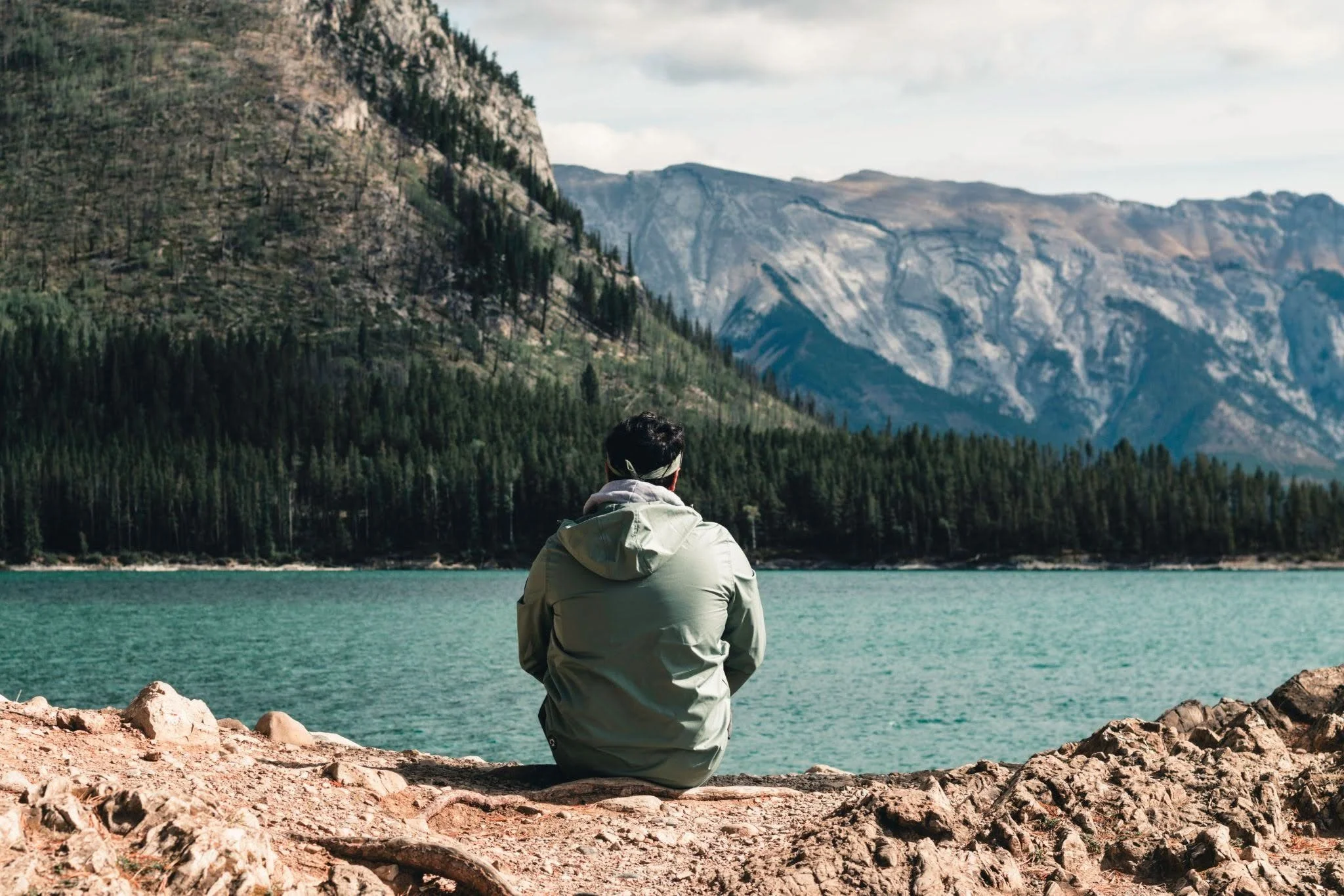 Why Men Don’t Go to Therapy: Common Barriers and Misconceptions