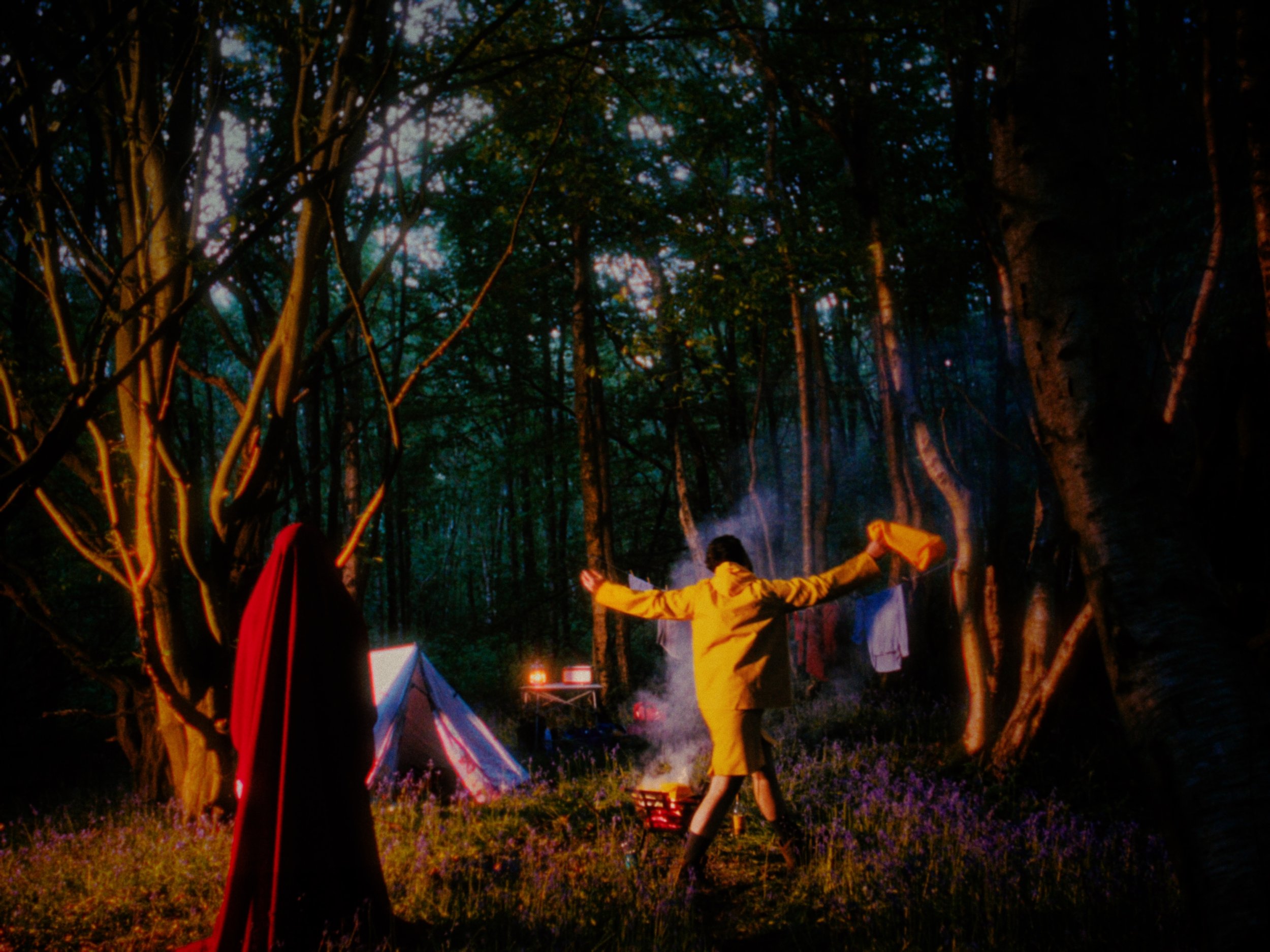 BR20241011_Keep Your Light On_Music Video_STILL_MAIN.jpg