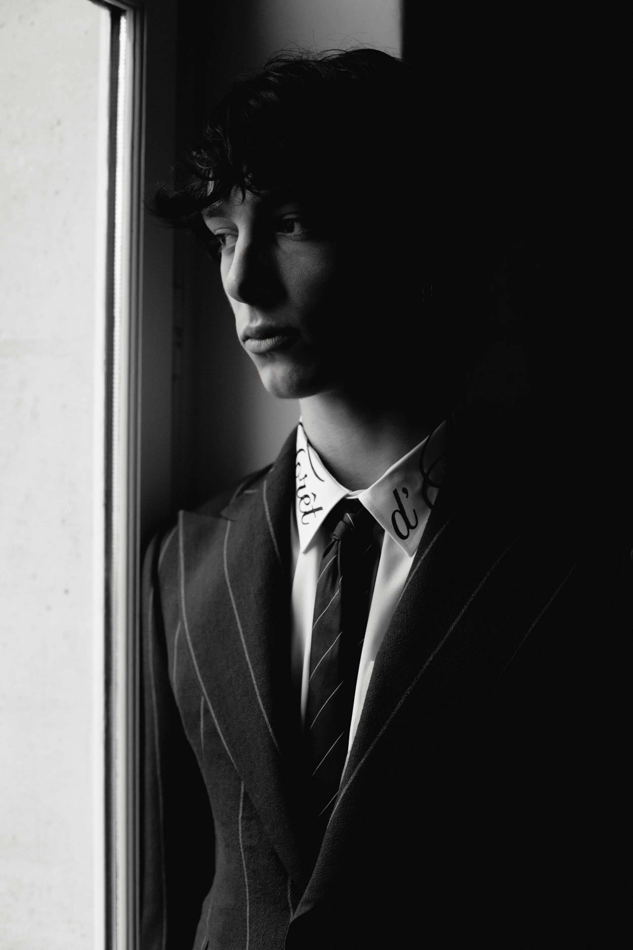 Street fashion portrait for Selection Marais editorial, photographed by Ori Paul Levi.
