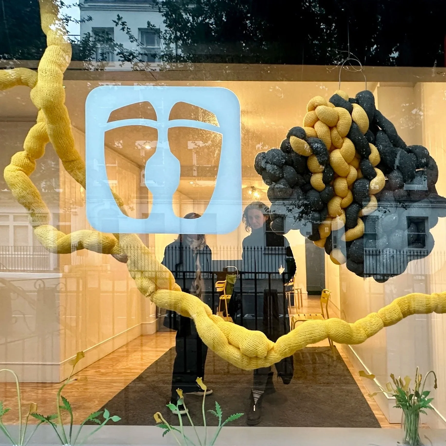 TONI GALLAGHER & WENDY FREESTONE - Walking The Line - 2025