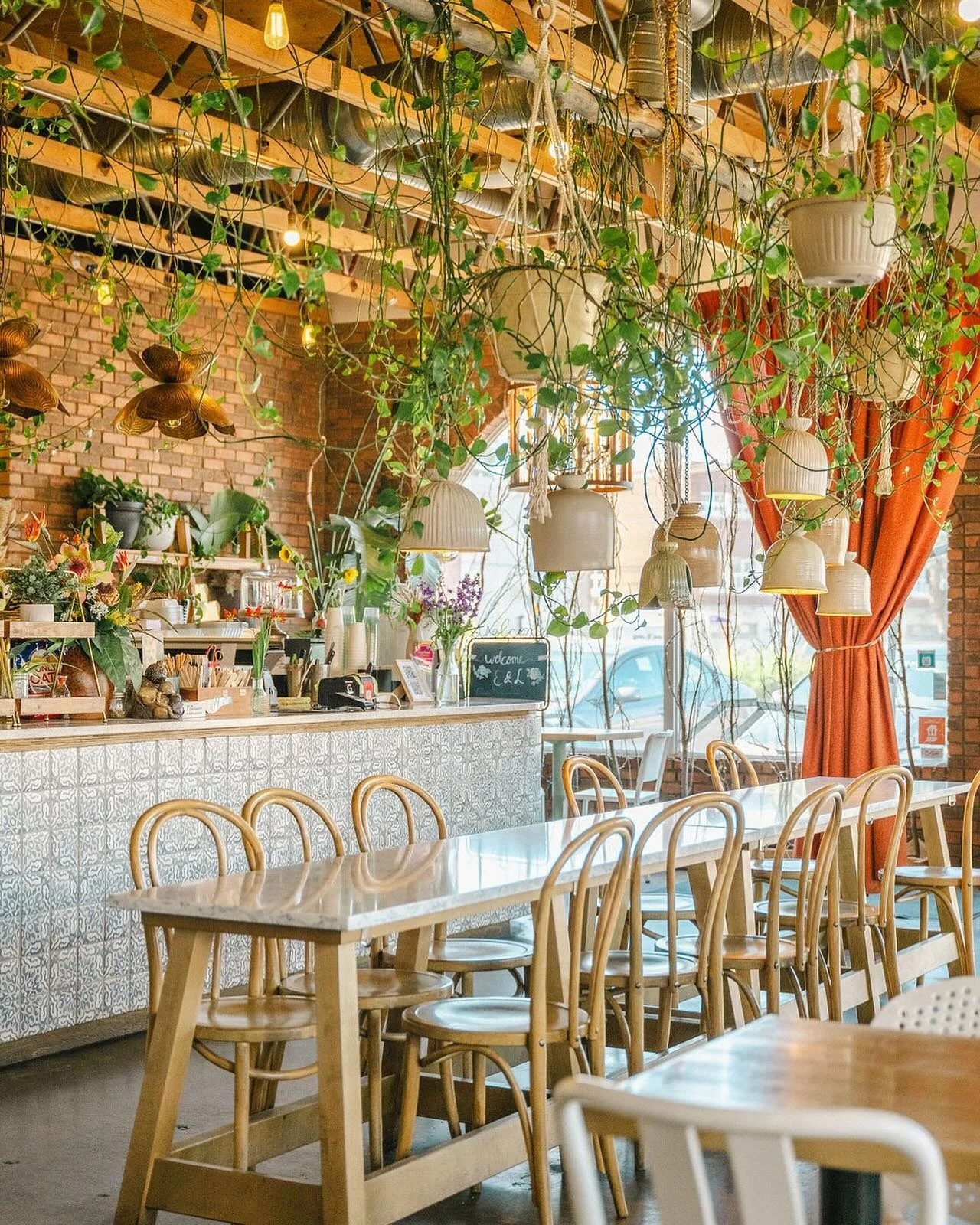 Sunday slowdowns, prairie-city style.
Soak in the sun, let the morning linger with a warm oat latte, a nutritional breakfast, and good company. Whether you&rsquo;re fueling up post-yoga or just easing into the day, we&rsquo;ve got your comfort food c