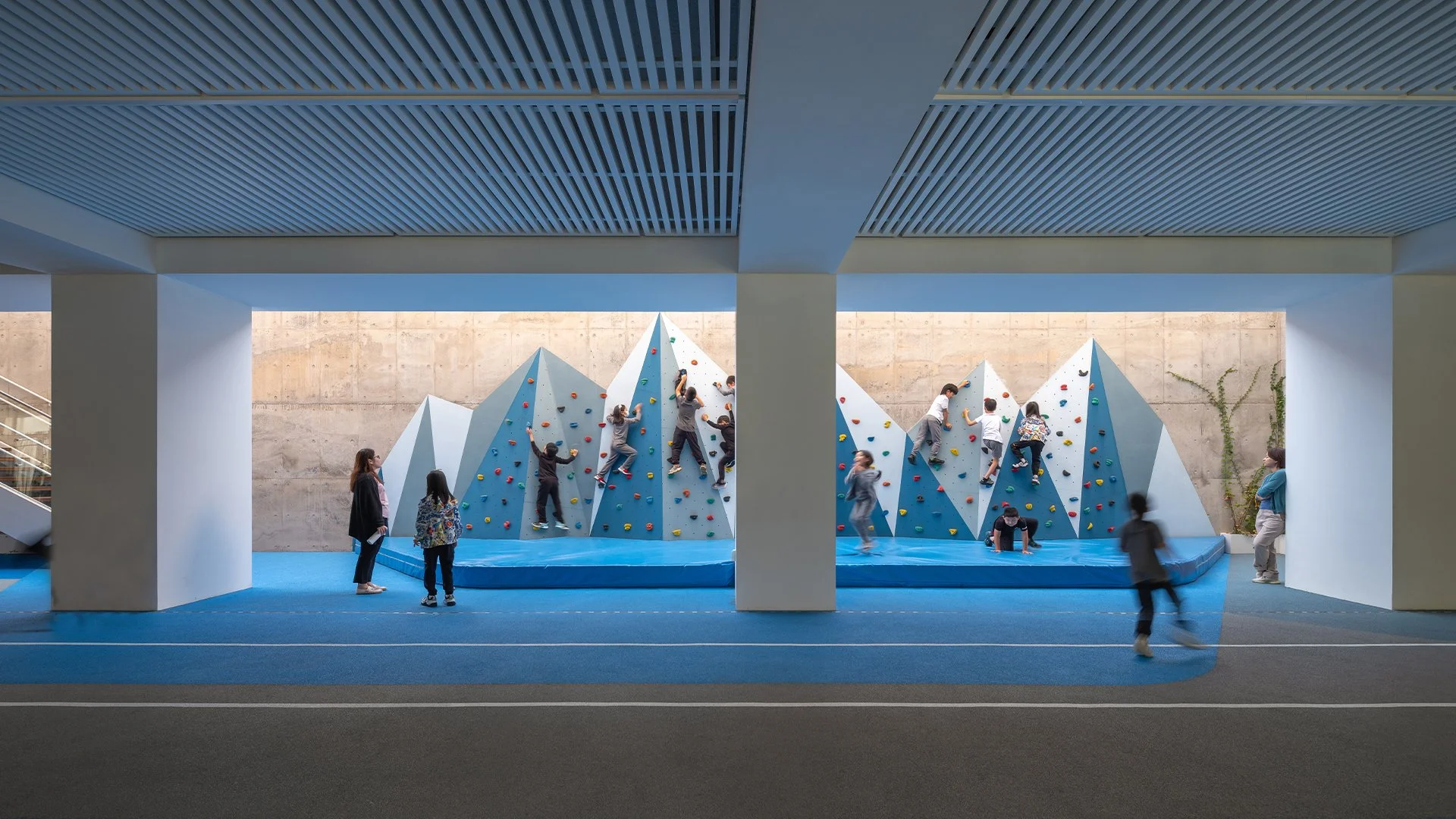 005_Groundscape.jpg