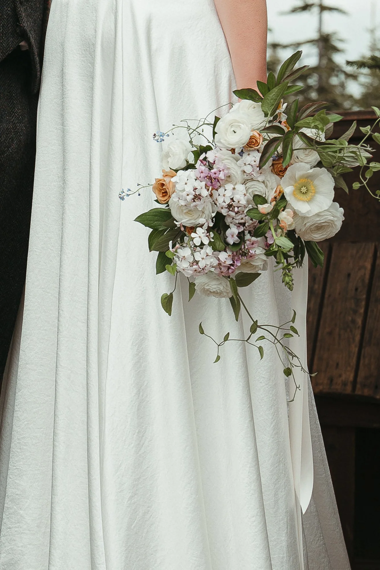 Kathryn + Fergus Gallery - Rebeka Lucija Studio-306Web.jpg