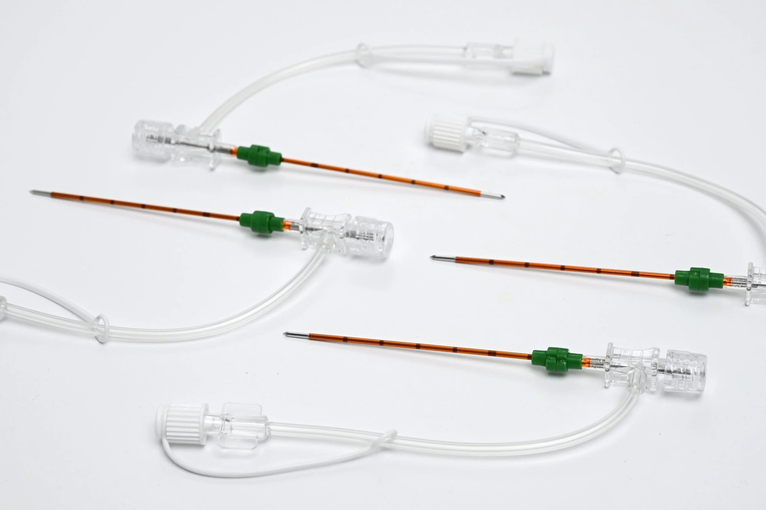 Epidural and spinal needles manufactured for anesthesia procedures, including Tuohy, Quincke, and pencil-point needle designs.