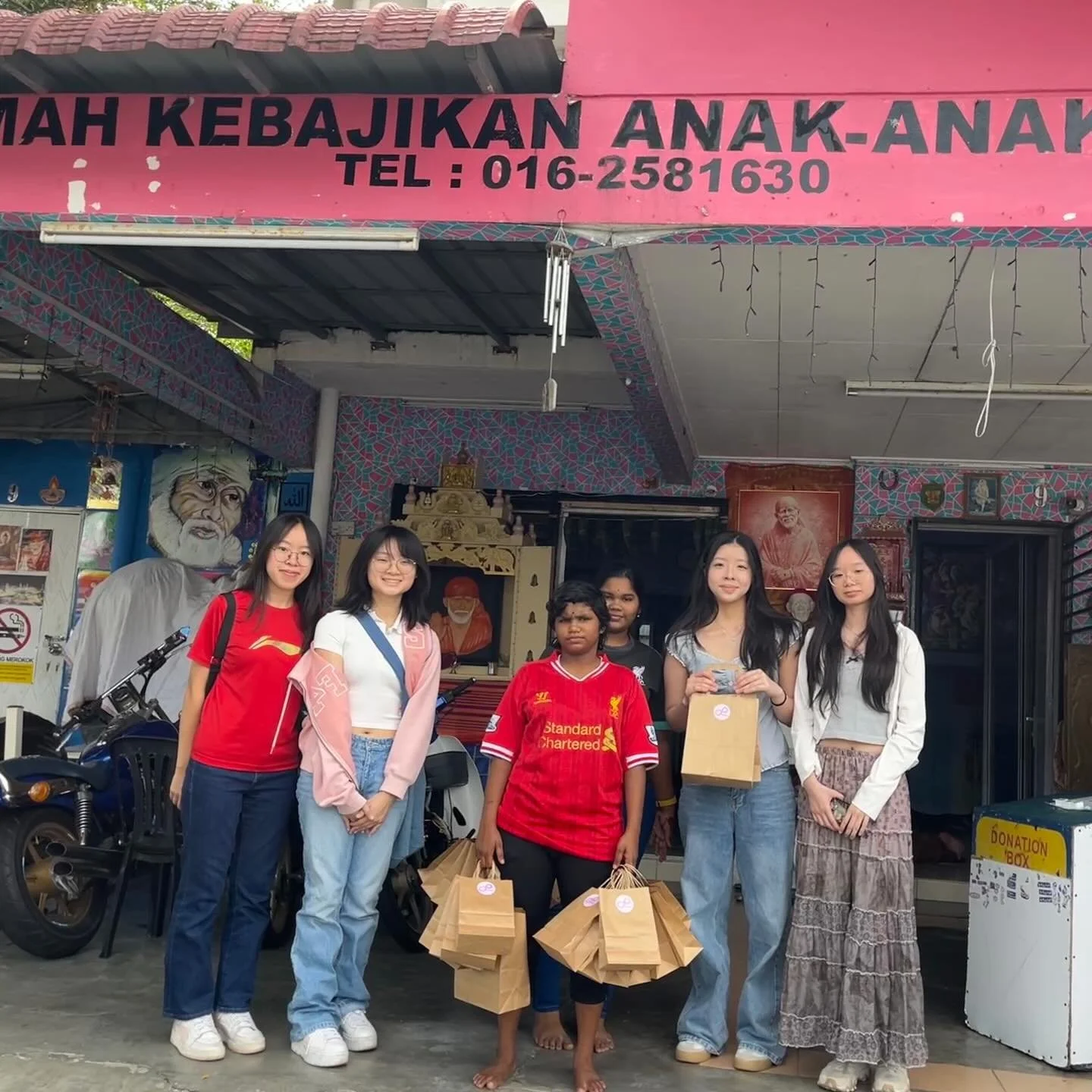 Starting the year off strong, our @hopeharbouryouth_msia Malaysia chapter showed how even small donations can turn compassion into action. So excited to see what everyone is up to this new year! 💙