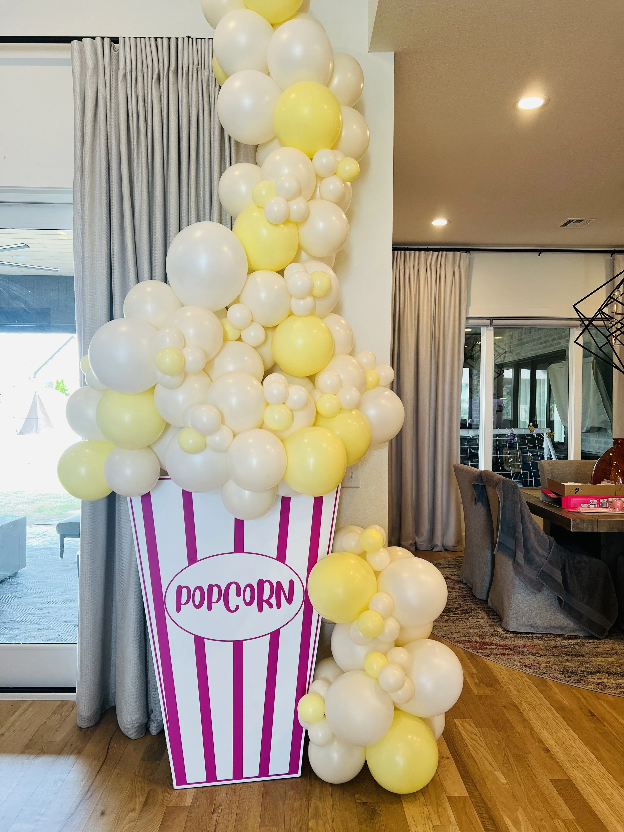 Popcorn Balloon set up