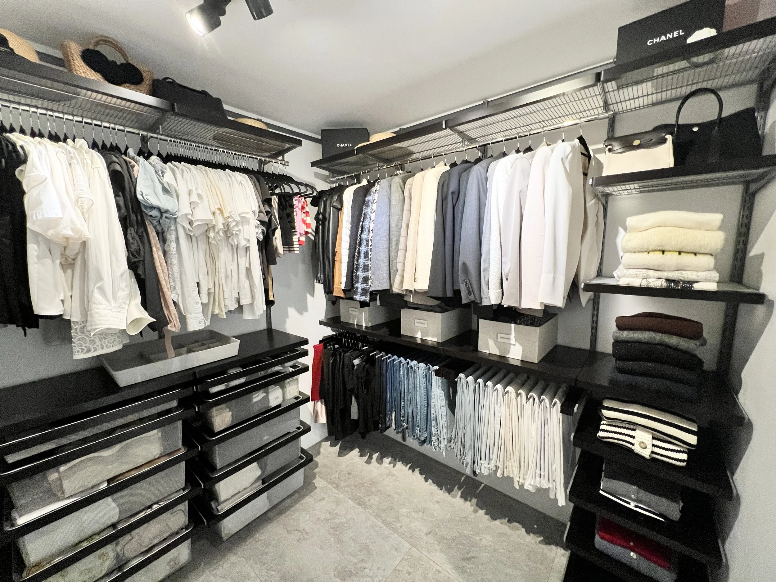 Custom primary closet organization in Palos Verdes Estates, California, designed with tailored hanging zones, drawer storage, and folded categories to create visual calm and effortless daily flow. The system supports long-term maintenance while refle