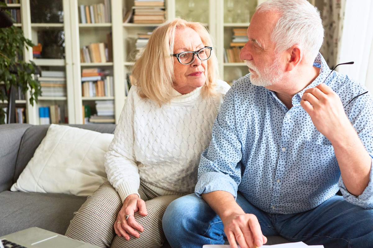 7 Steps to Help Seniors Downsize with Care and Compassion