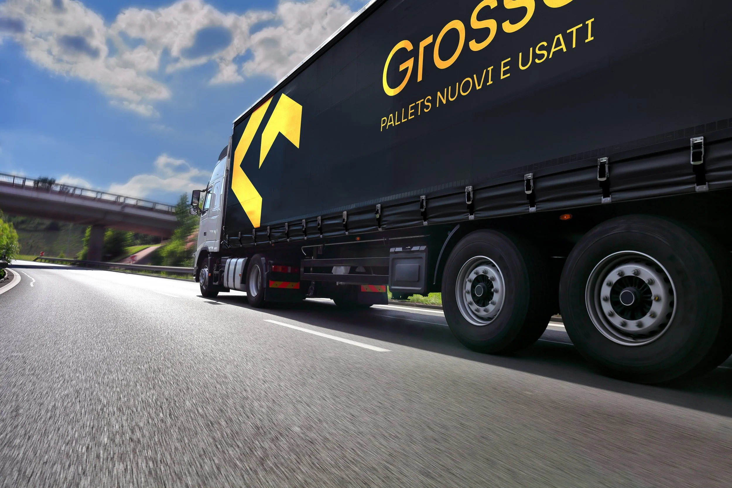 Camion_Grosso Pallets.JPG