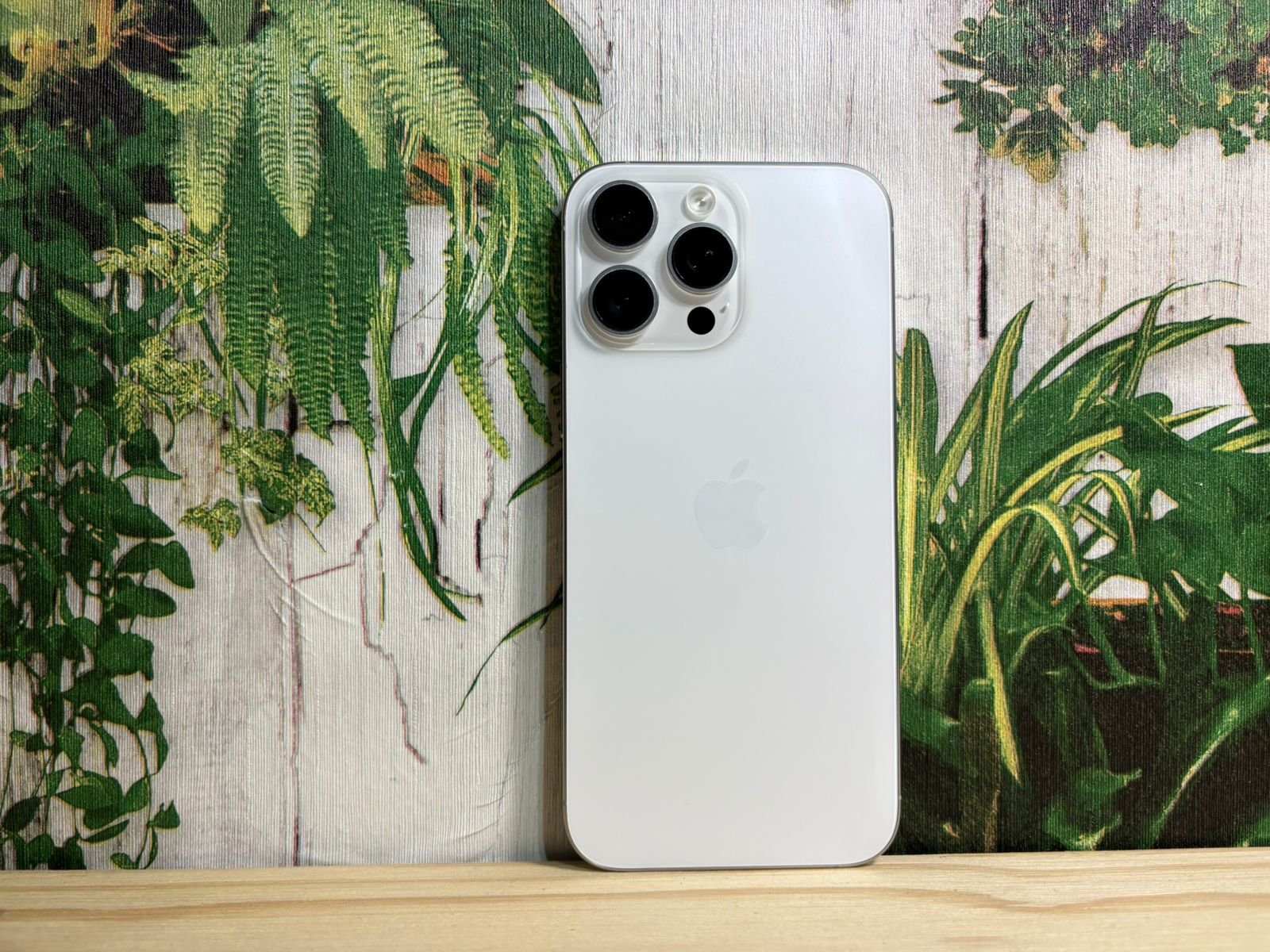 iPhone 15 Pro