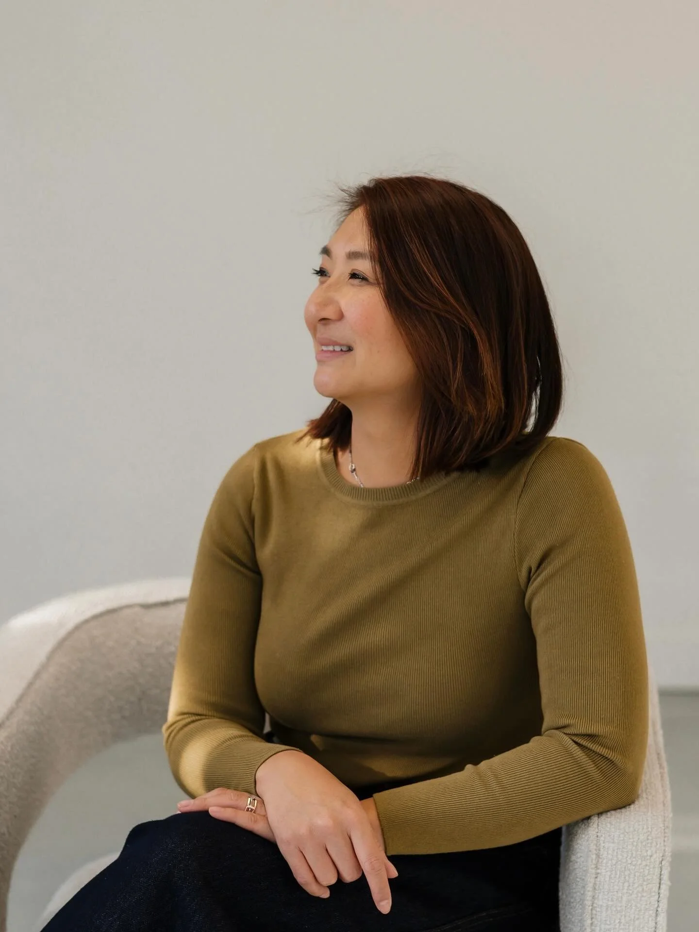 A year ago, I wrote @verygoodbrandingworkshop into existence. What started as one idea quickly became something so much bigger: women finding each other and building together instead of alone.

Where it started -> When I turned 40, I created a Liv