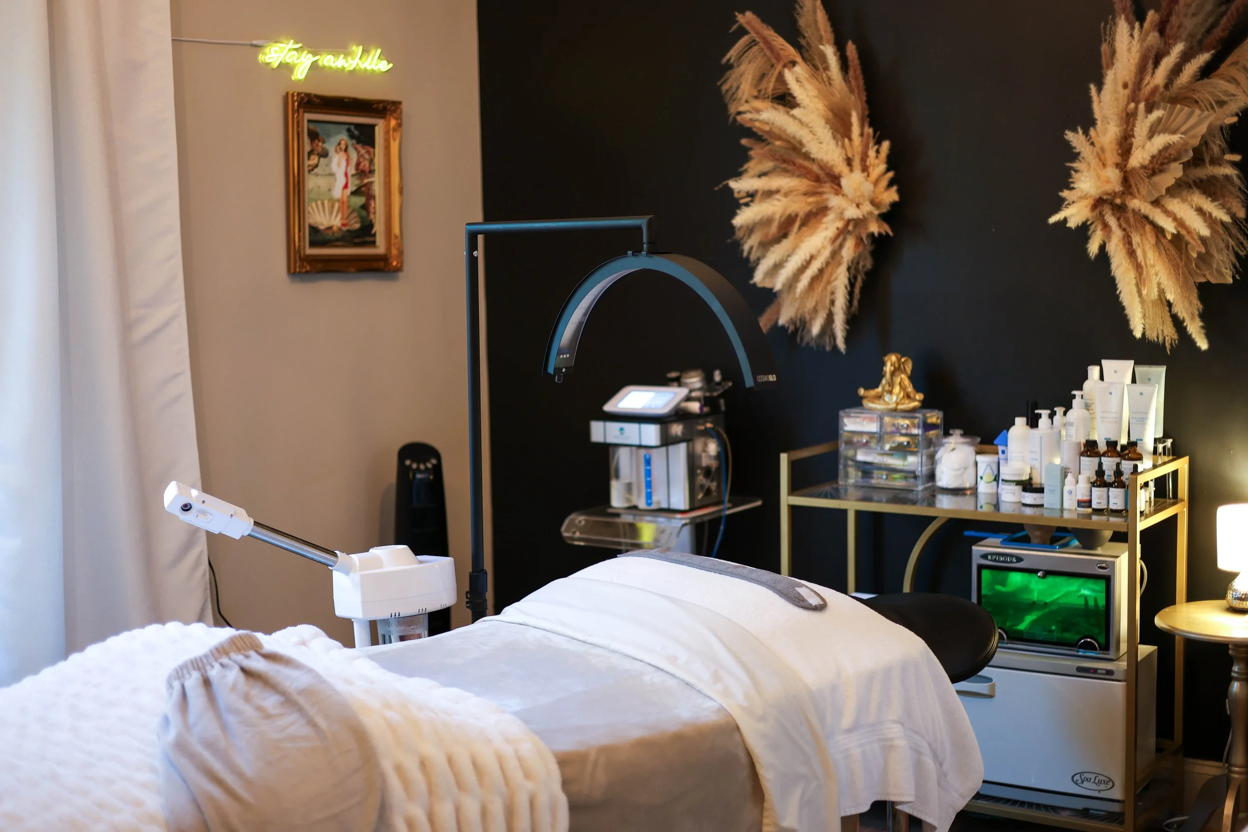 spa-room-photo.jpg