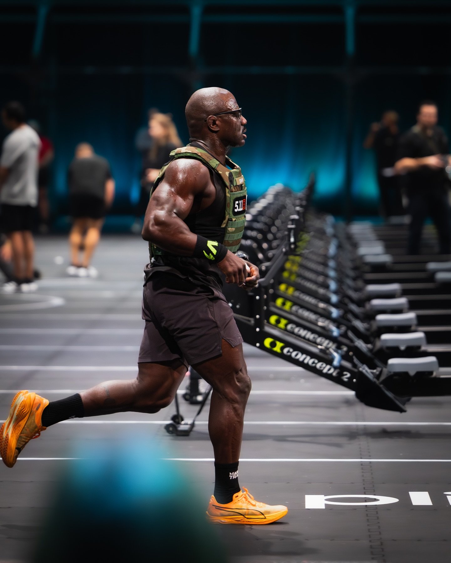 @blacksmifff Day 2 at the @worldfitnessproject 🔥