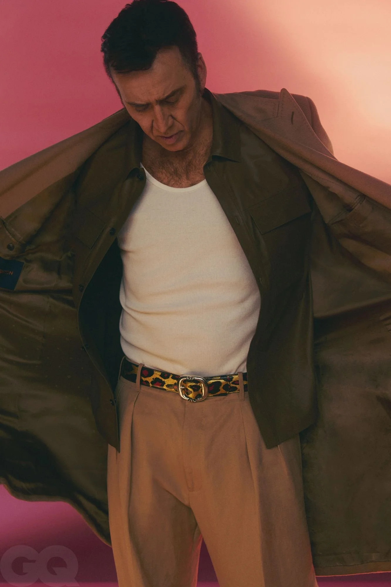nic-cage-gq-april-2022_08.jpg