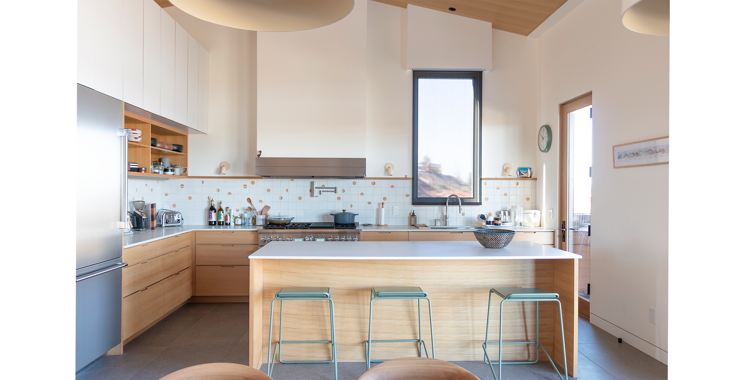 custom kitchen design mcm