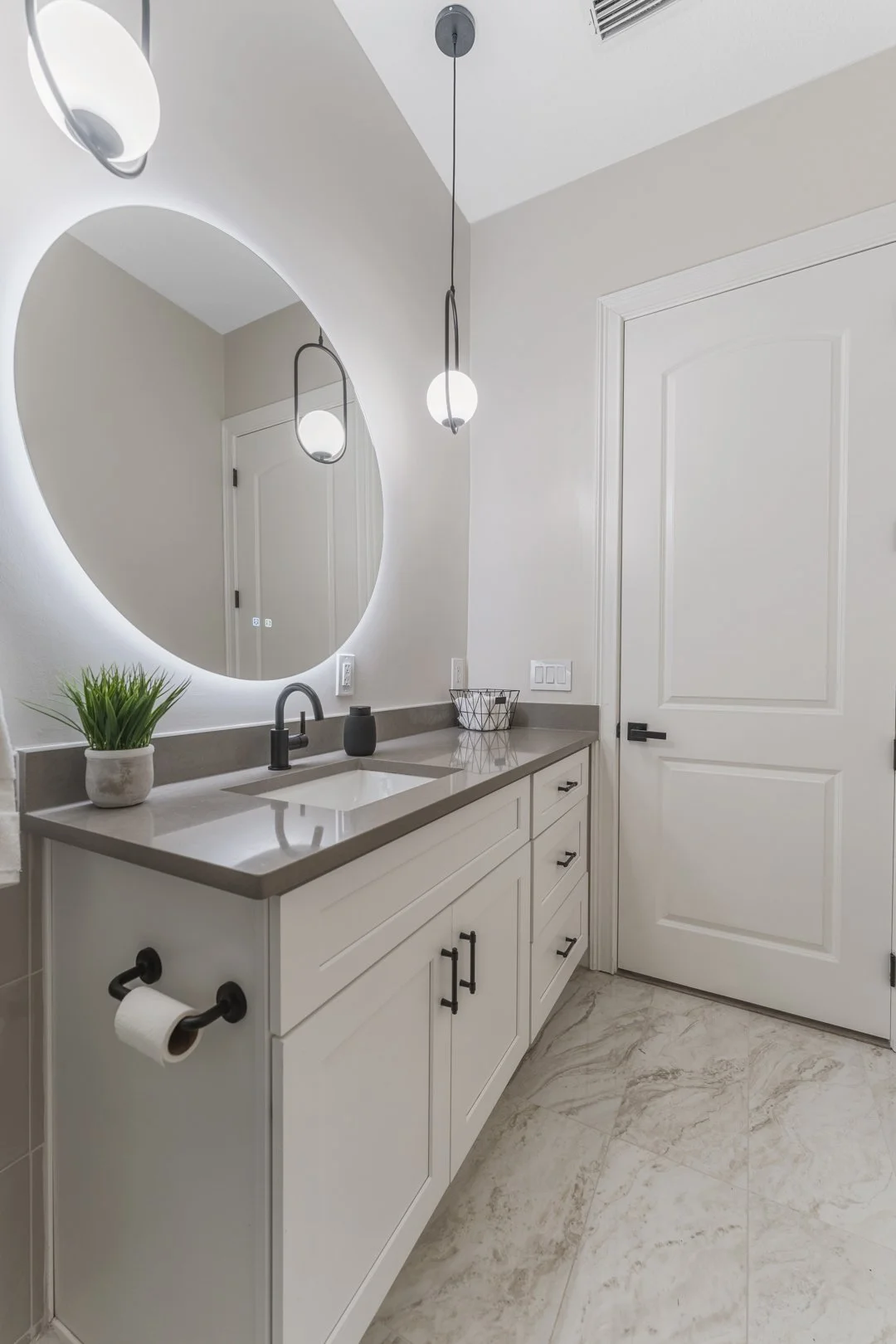 6503 Interbay Blvd-Tampa, FL  33611-3.jpeg