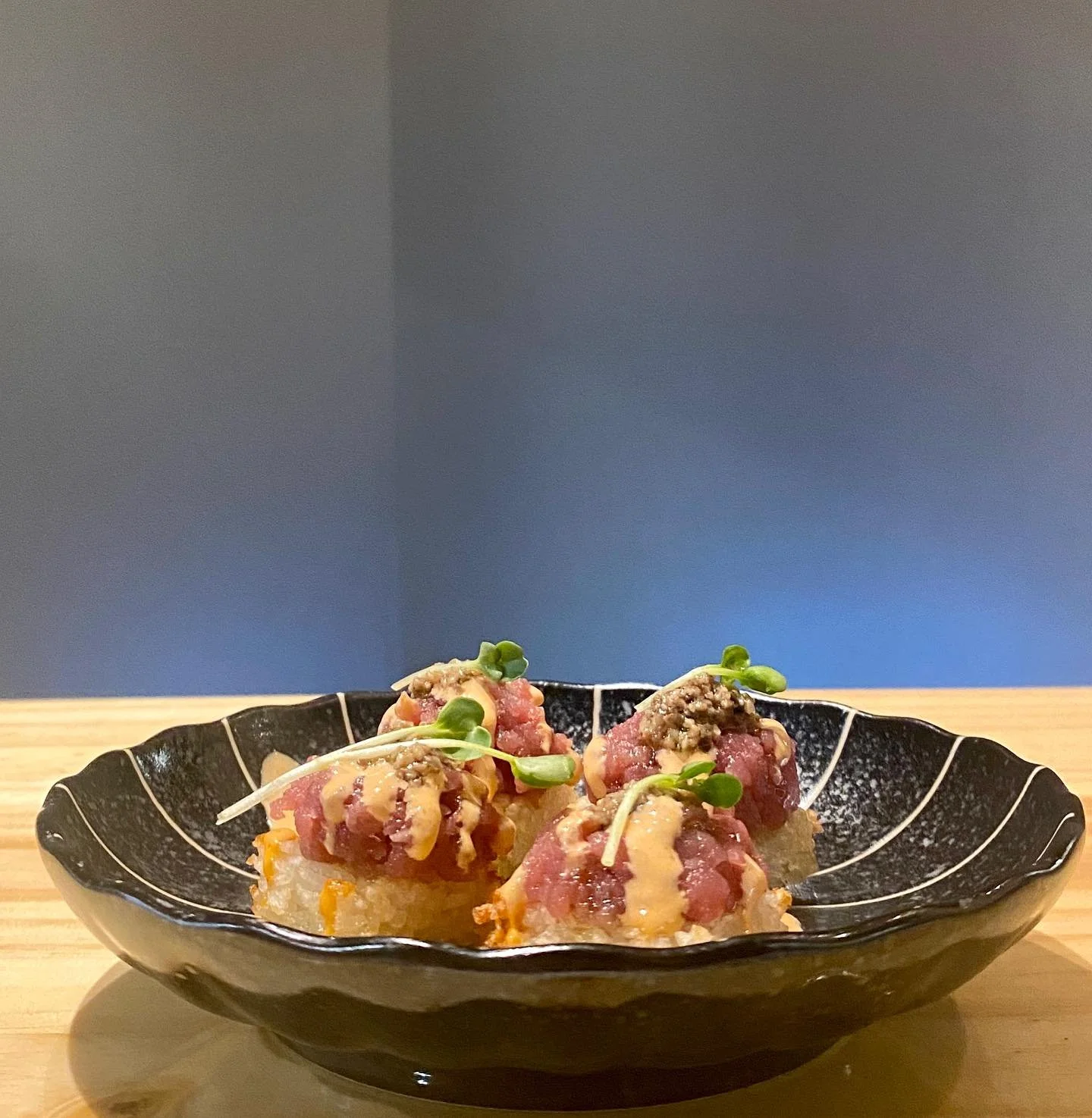 LUYA Wine Bar Happy Hour 🥂 
🍸 Monday-Friday: 5pm-7pm

Sip on handcrafted cocktails, premium sake, and natural wines with chef&rsquo;s special small bites!

🔥 Featured is the Crispy Rice with options of Tuna/Yellowtail/Salmon, topped with chef&rsqu