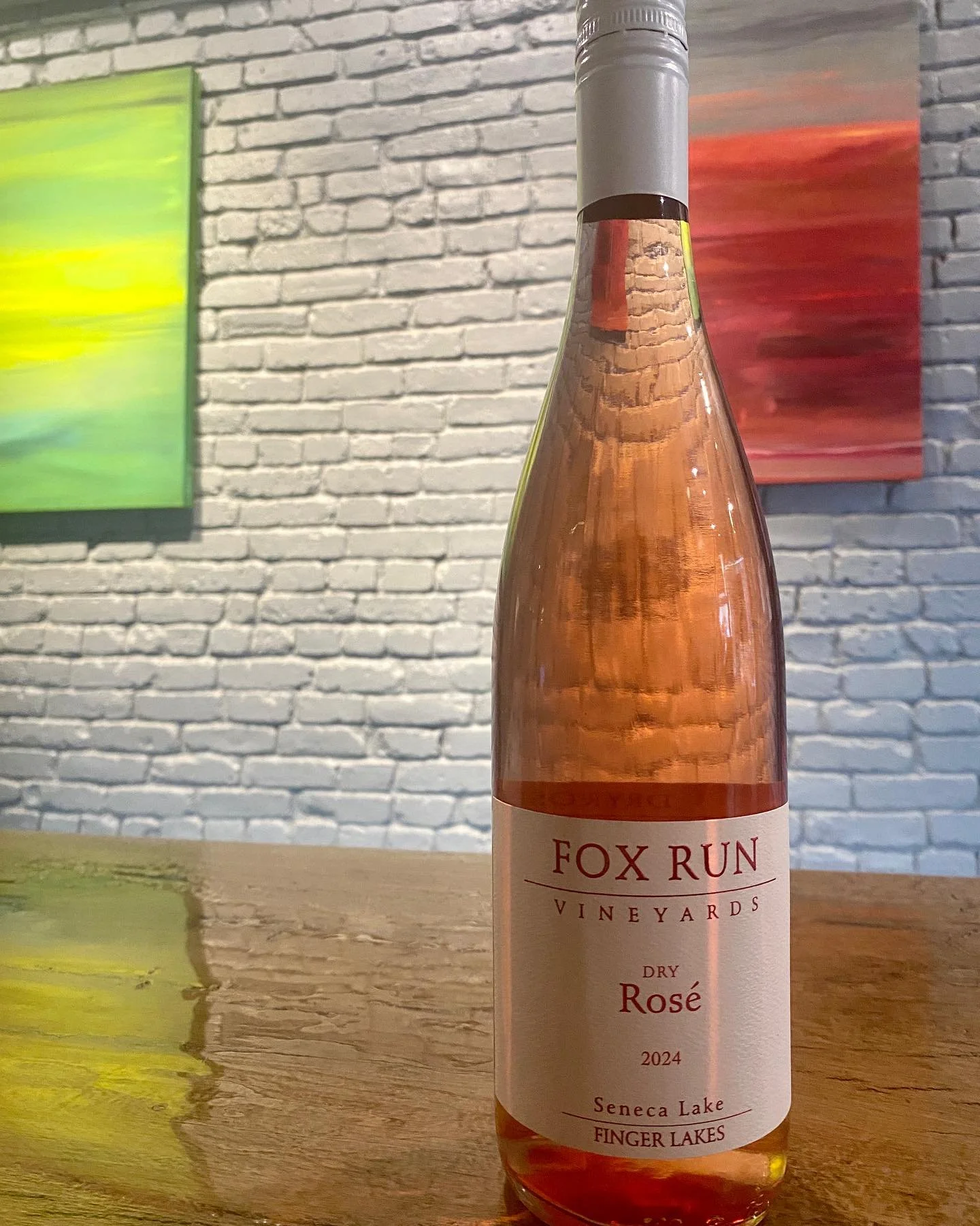 Catch the last bit of Summer with our refreshing dry Ros&eacute; from @foxrunvineyards 🥂 
From the well-regarded winery in the Finger Lakes region - Fox Run Vineyards, a certified sustainable vineyard, has been making terror-driven, balanced, and fo
