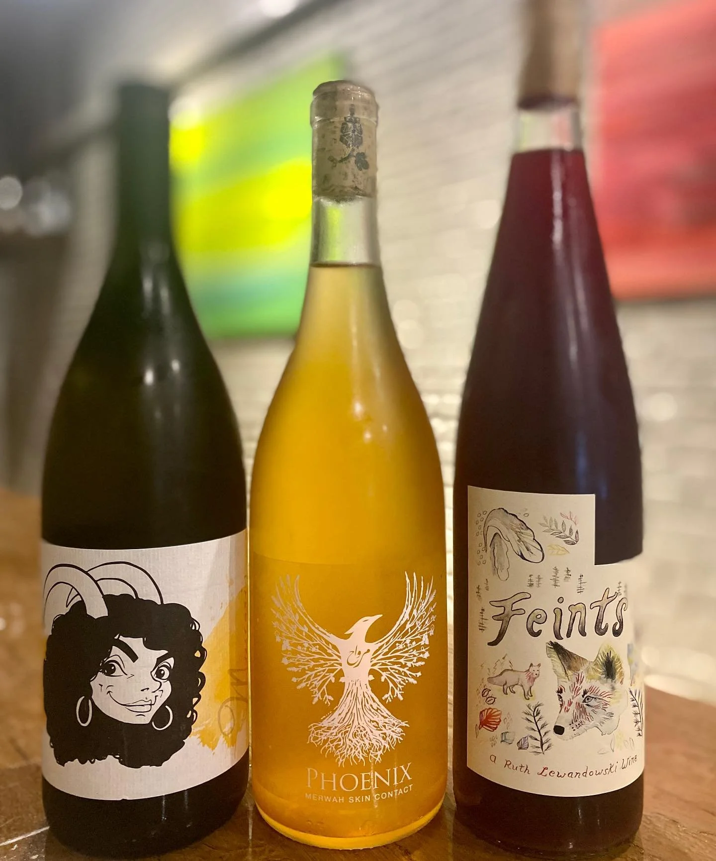 Some exciting additions to our Fall drink list!

Happy Hour: 4:30pm - 7pm, Mon-Fri 🥂 
Wine Flights for all the wine enthusiasts out there!

#omakasesushi #japaneseomakase #sushilover #winebar #winelover #naturalwine #happyhour #sushiandwine