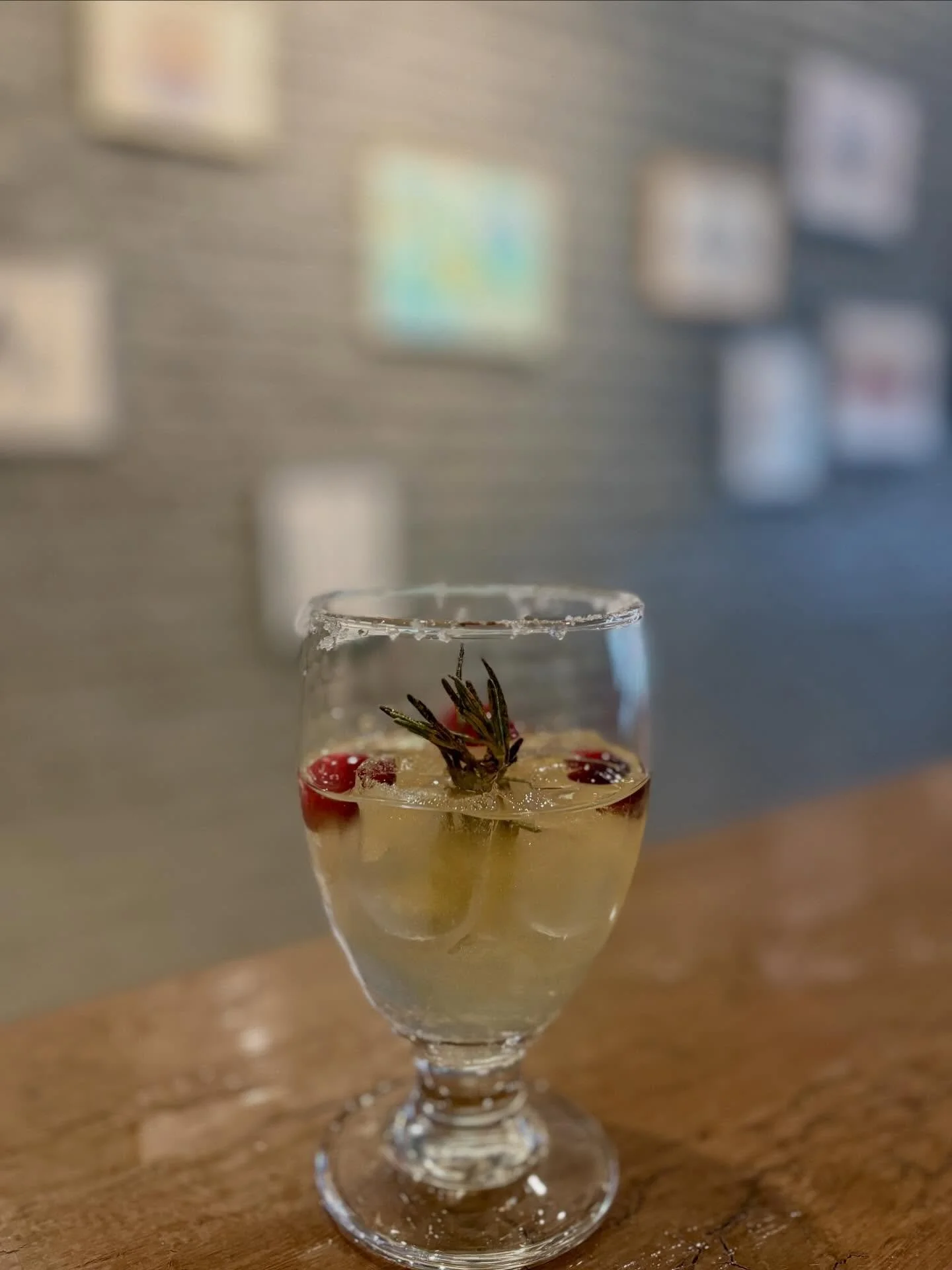 Christmas Special cocktail live now till the end of the year!
⭐️ Winter Wonderland - Cacao Rum, pineapple, coconut, matcha, yuzu, sea salt, milk-washed, with rosemary, cranberry, and gold dust ✨