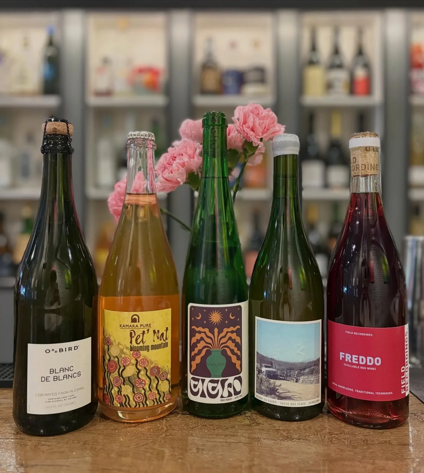 New Season, New Lineup for delicious juices!🥂 

From incredible Non-alcoholic bubble to playful skin-contact and crushable chilled red. 
🍾 Oddbird Blanc de Blancs
- From one of the best NA producers in the market, Non-alcoholic Champagne-style Spar