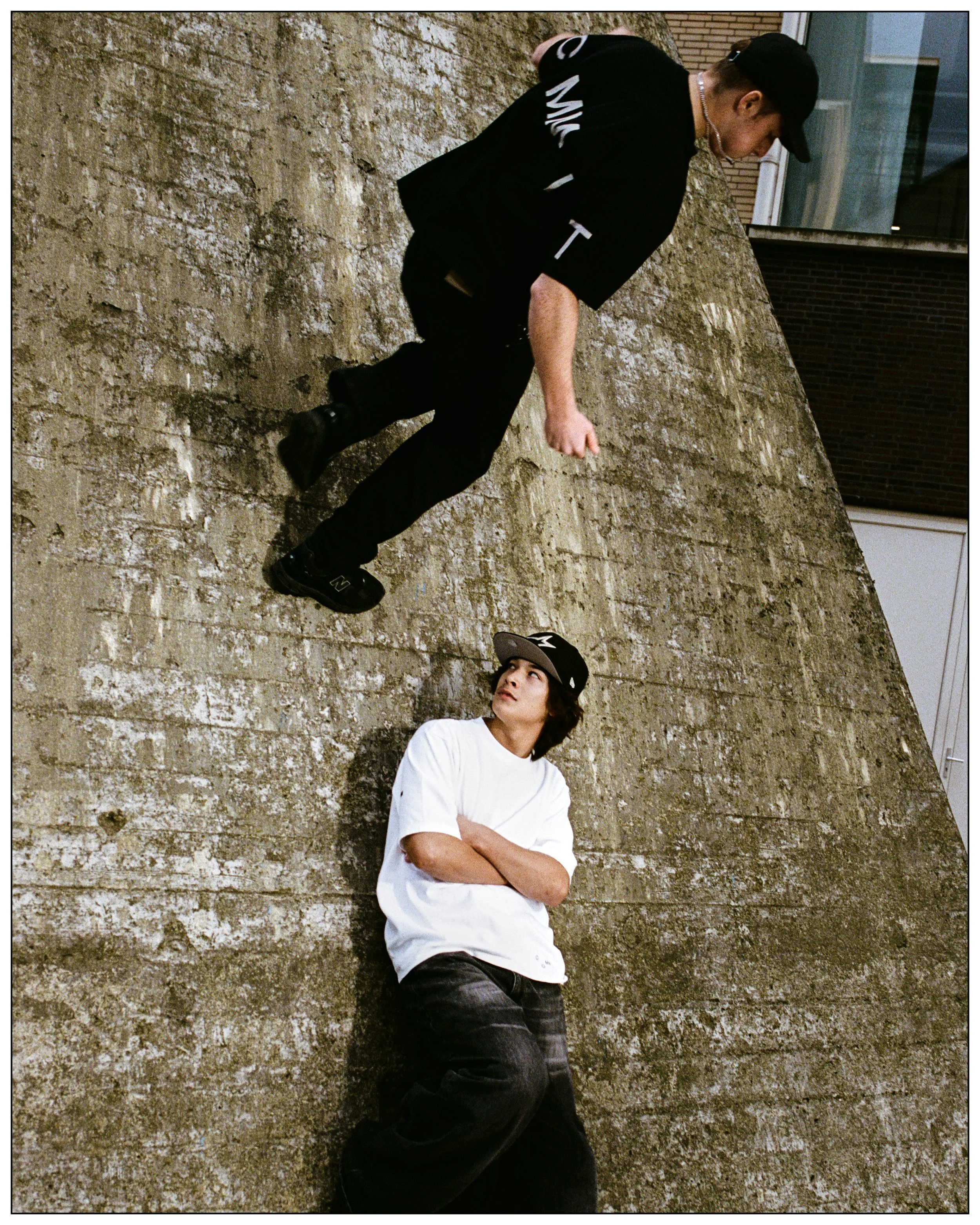 COMMIT LOOKBOOK87.jpg