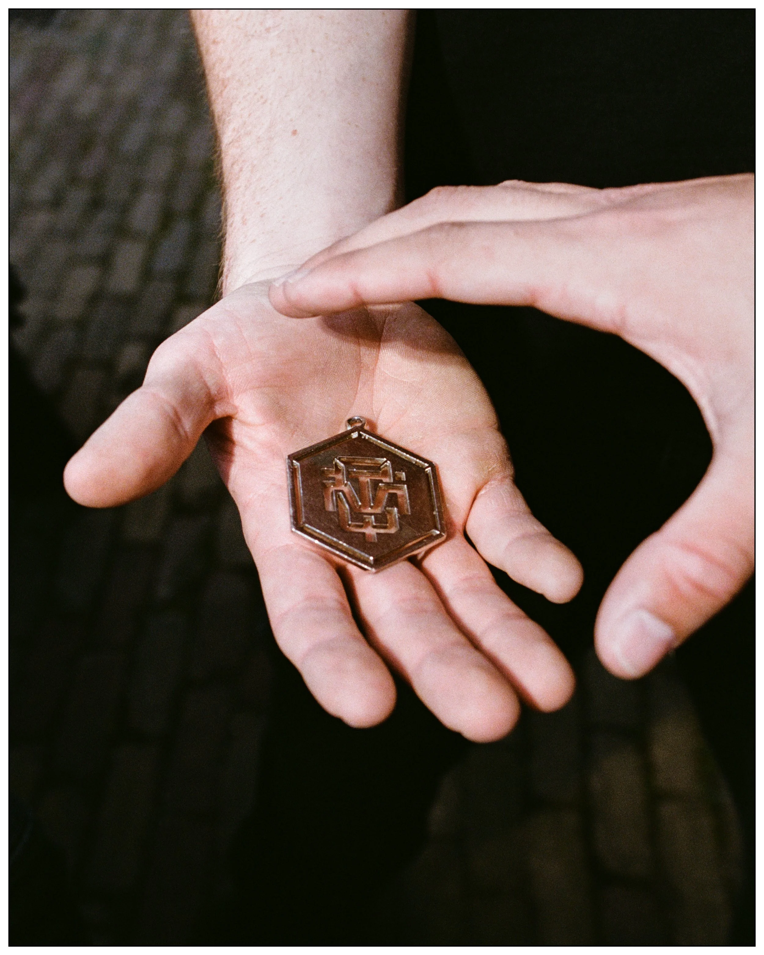 COMMIT LOOKBOOK811.jpg