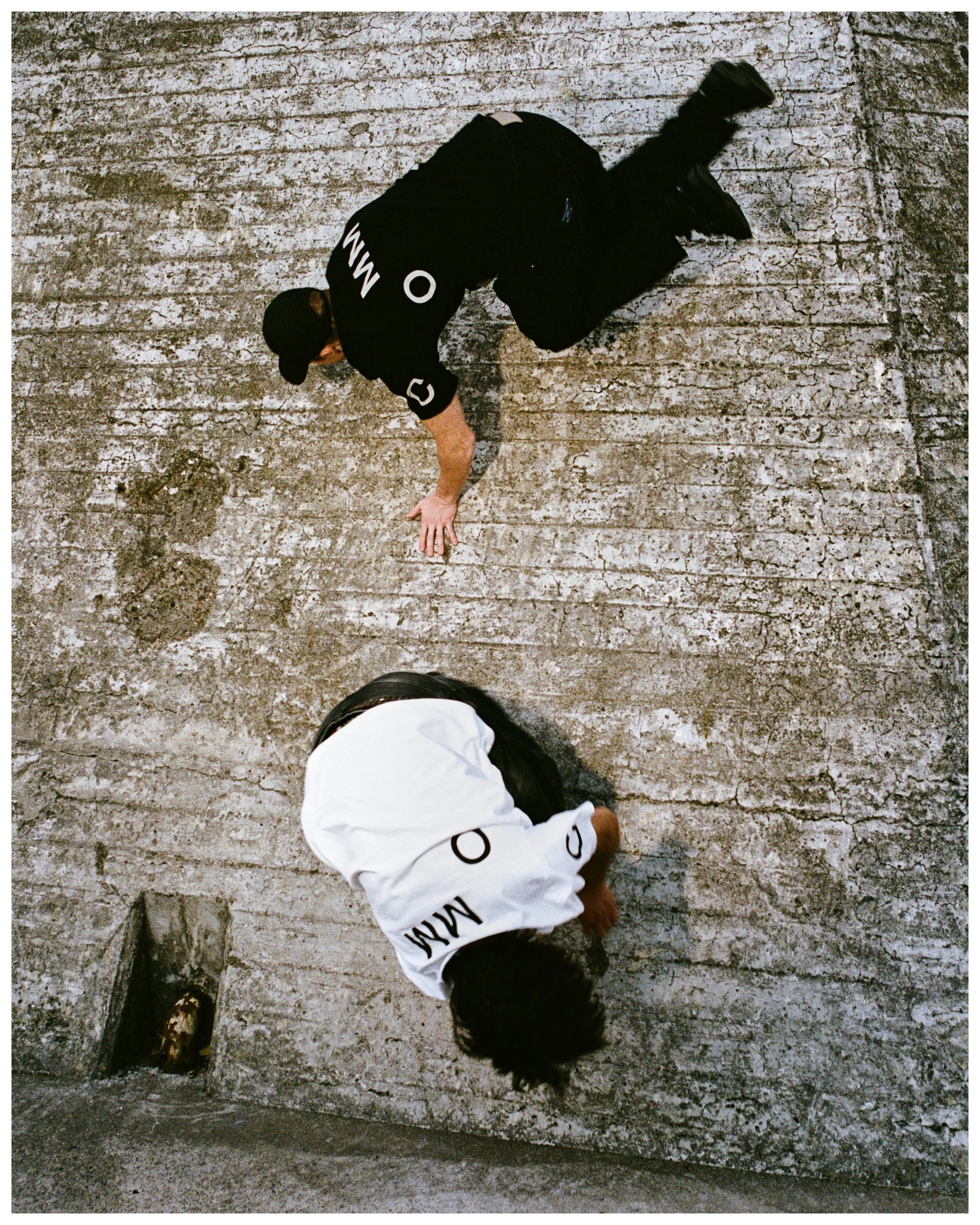 COMMIT LOOKBOOK88.jpg