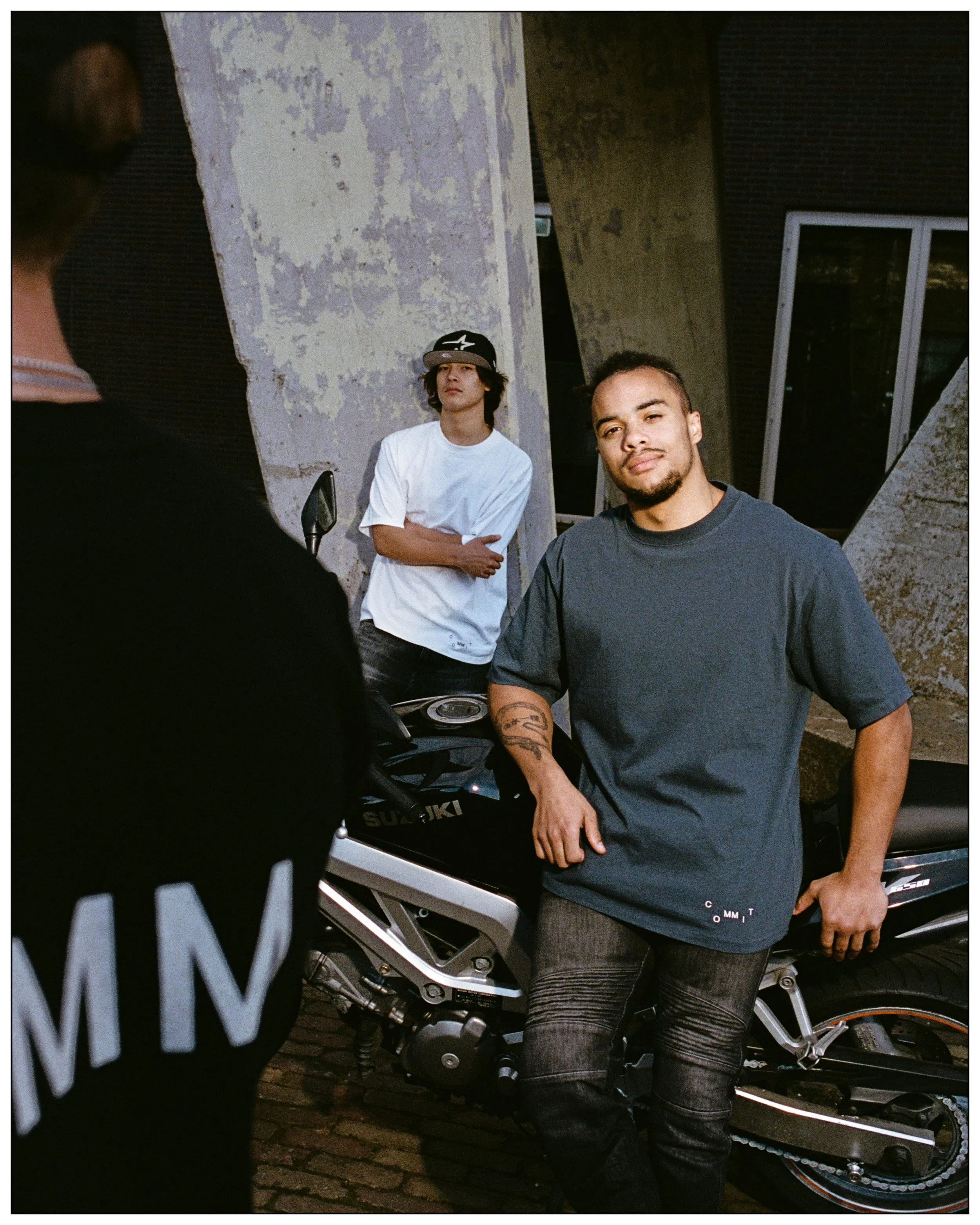 COMMIT LOOKBOOK814.jpg