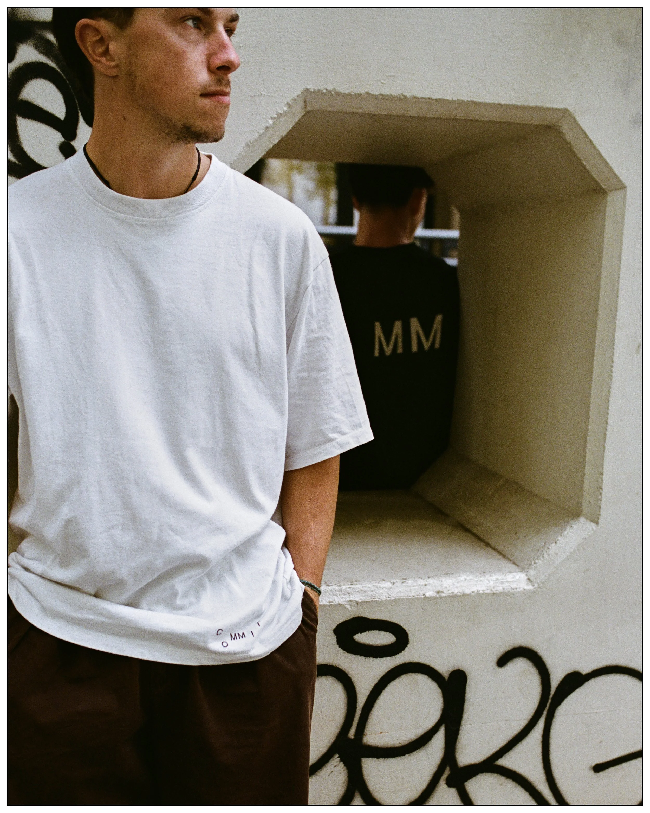 COMMIT LOOKBOOK819.jpg